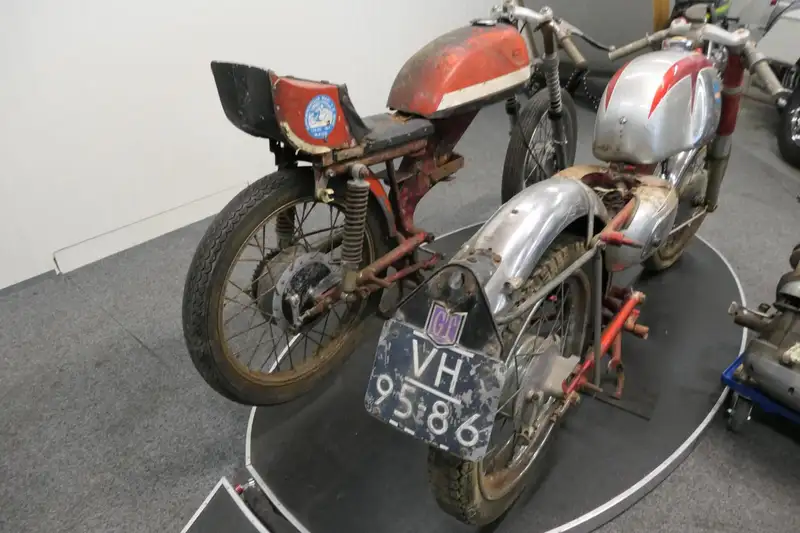 Benelli , 2 stuks - foto 3