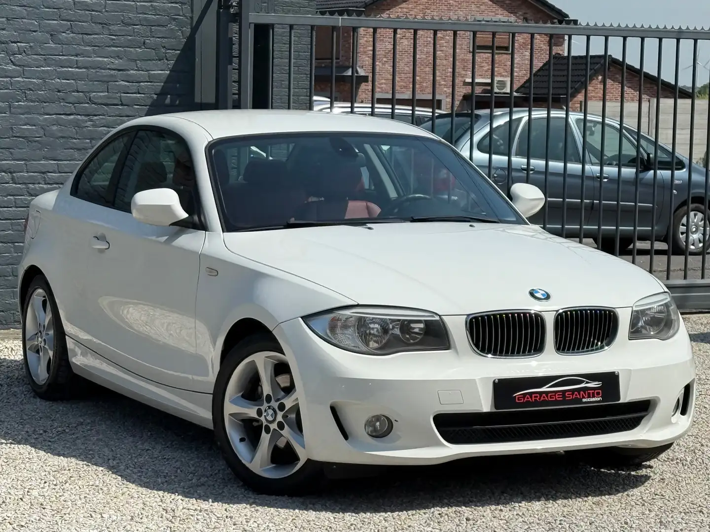 BMW 120 D Coupé Sport /A.c/Pdc/Cuir/1erProp./Garantie/ Blanc - 2