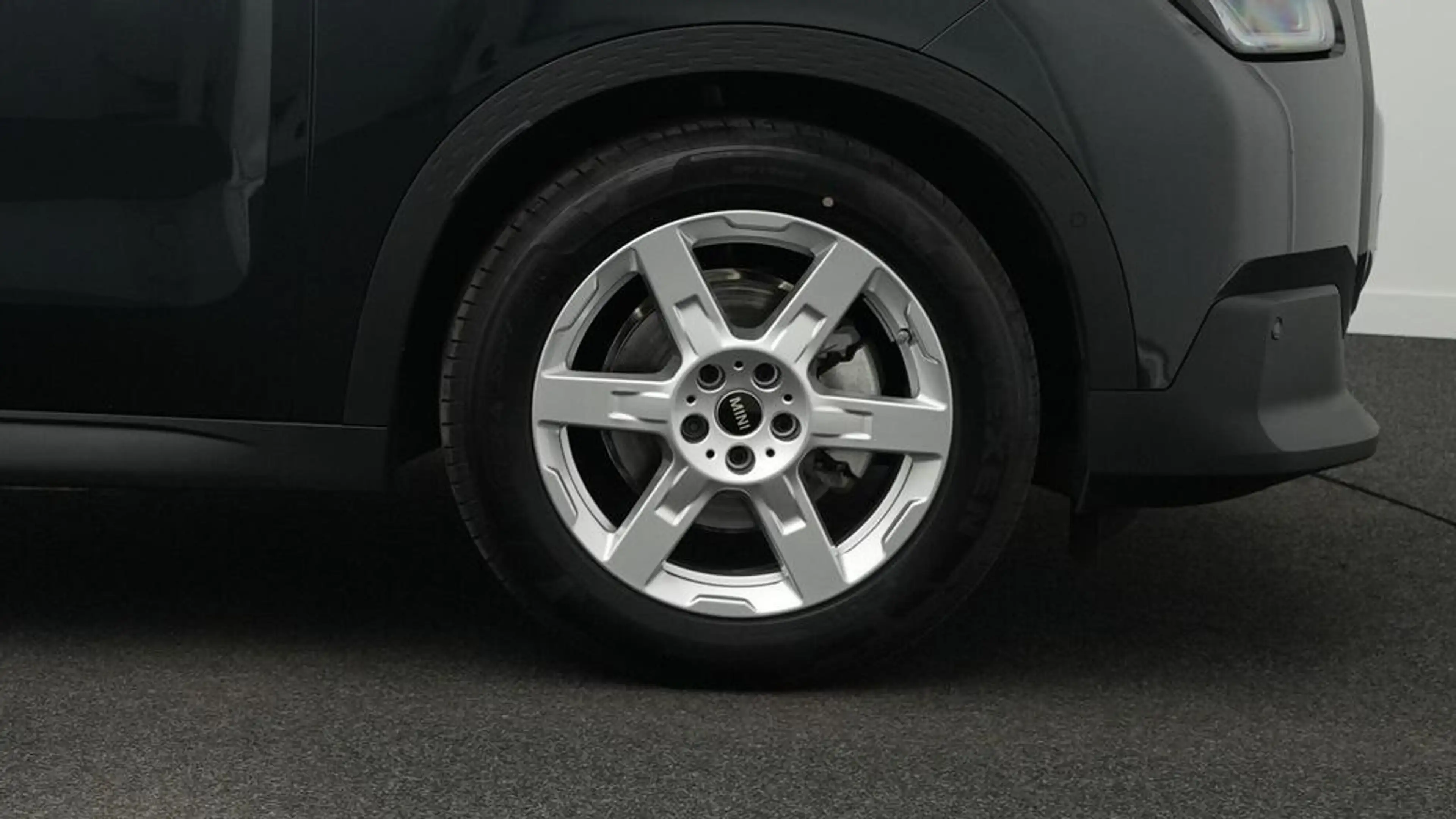 MINI Countryman E Classic Trim — photo 13