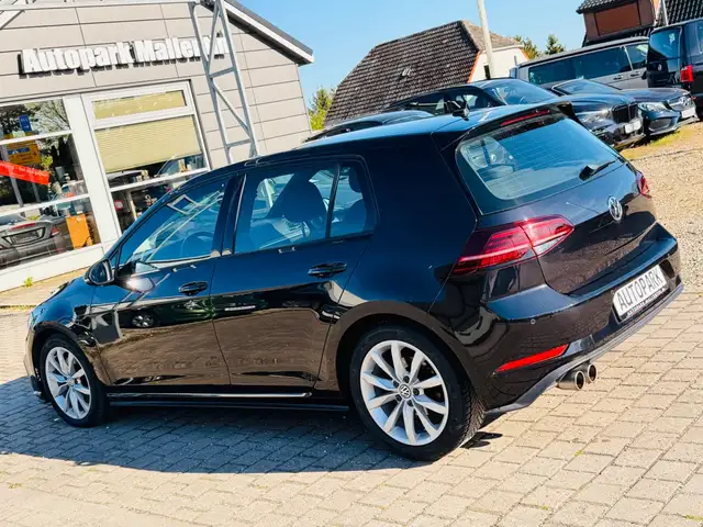 Volkswagen Golf view 5