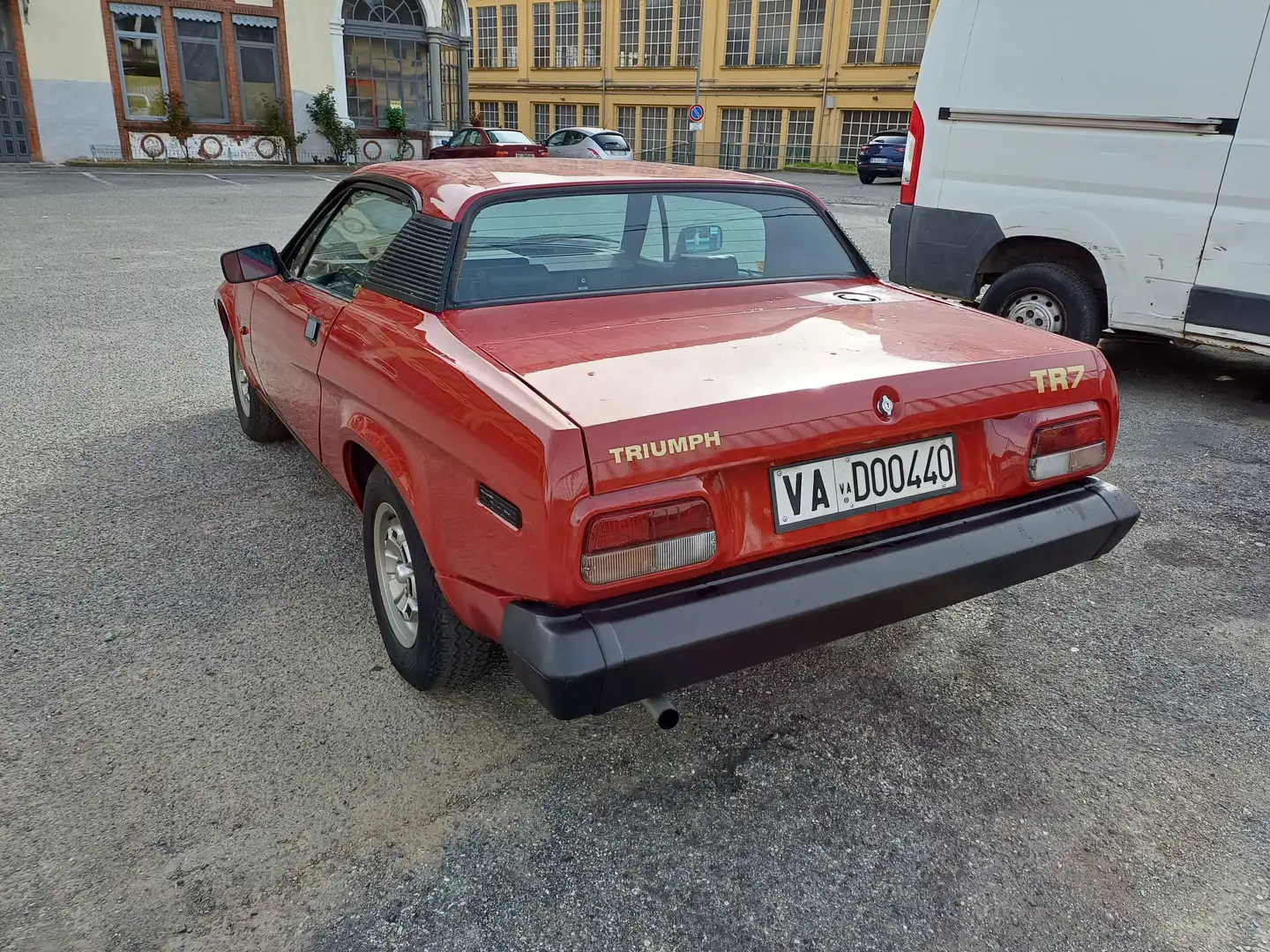 Triumph TR7 Rouge - 2