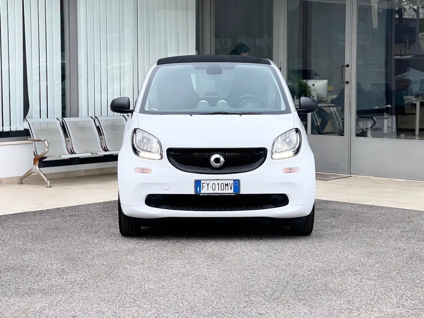smart forTwo 1.0 Benzina 71CV E6 Automatica - 2019 Bianco - 2
