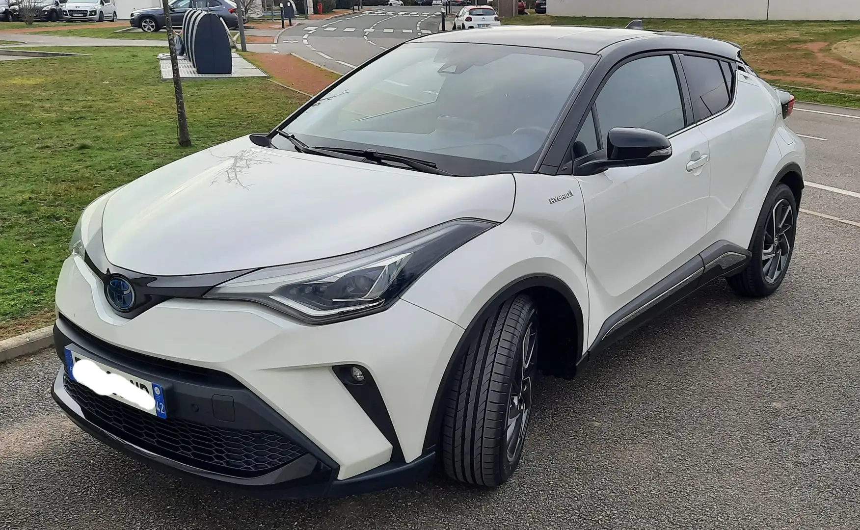 Toyota C-HR Hybride 2.0L Graphic Blanc - 2