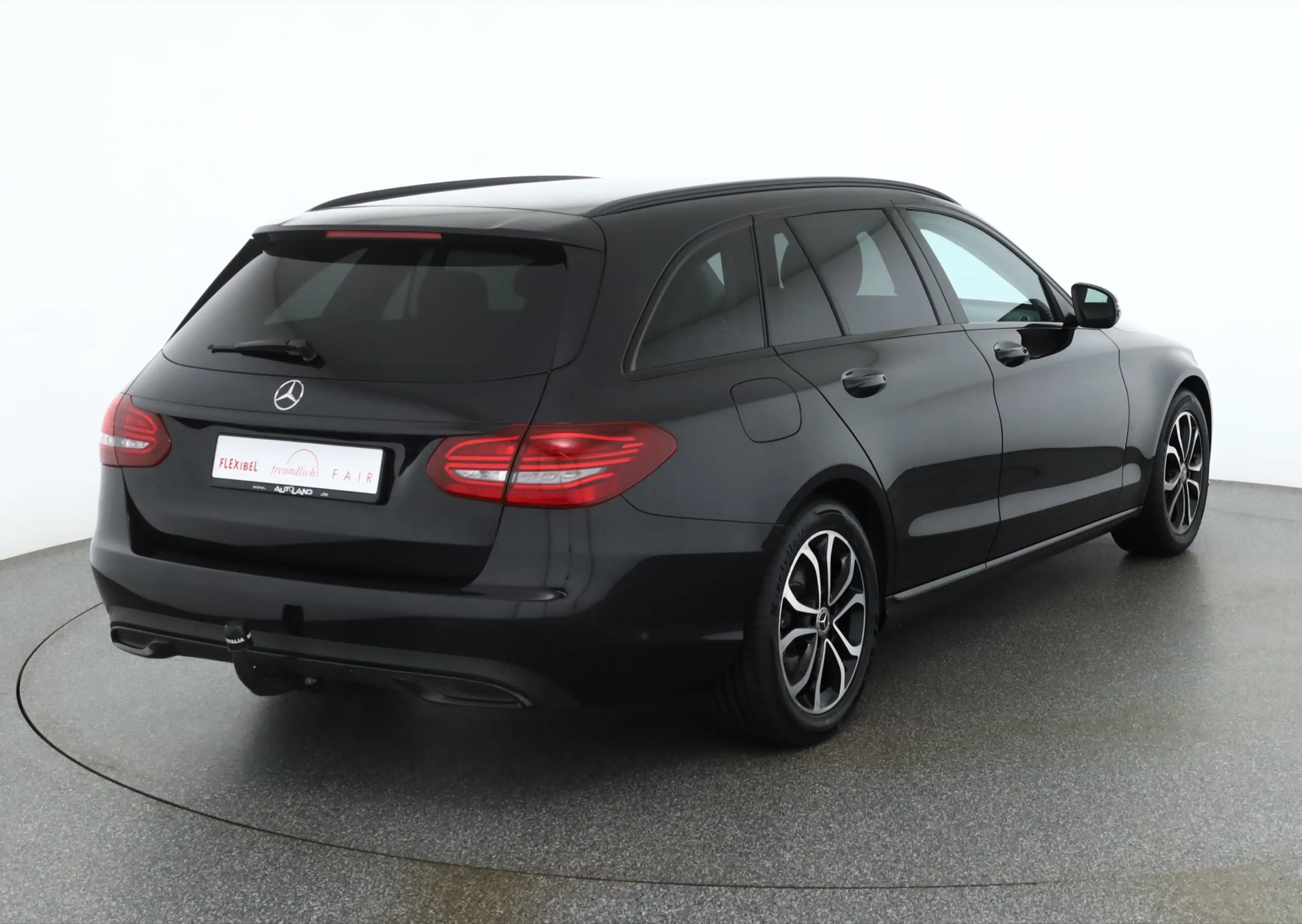 Mercedes-Benz C 180 C180 T CGI Avantgarde LED Navi AHK Kamera DAB — photo 5