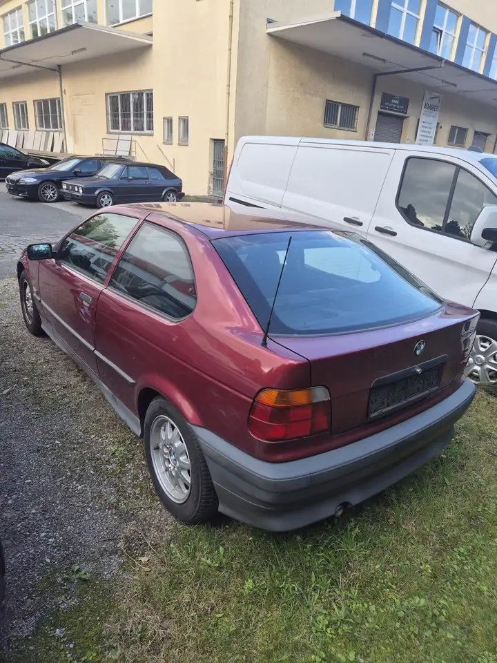 BMW 316i, foto 3