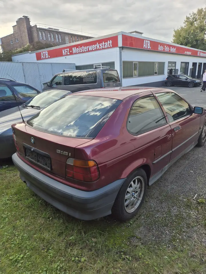 BMW 316i, foto 4