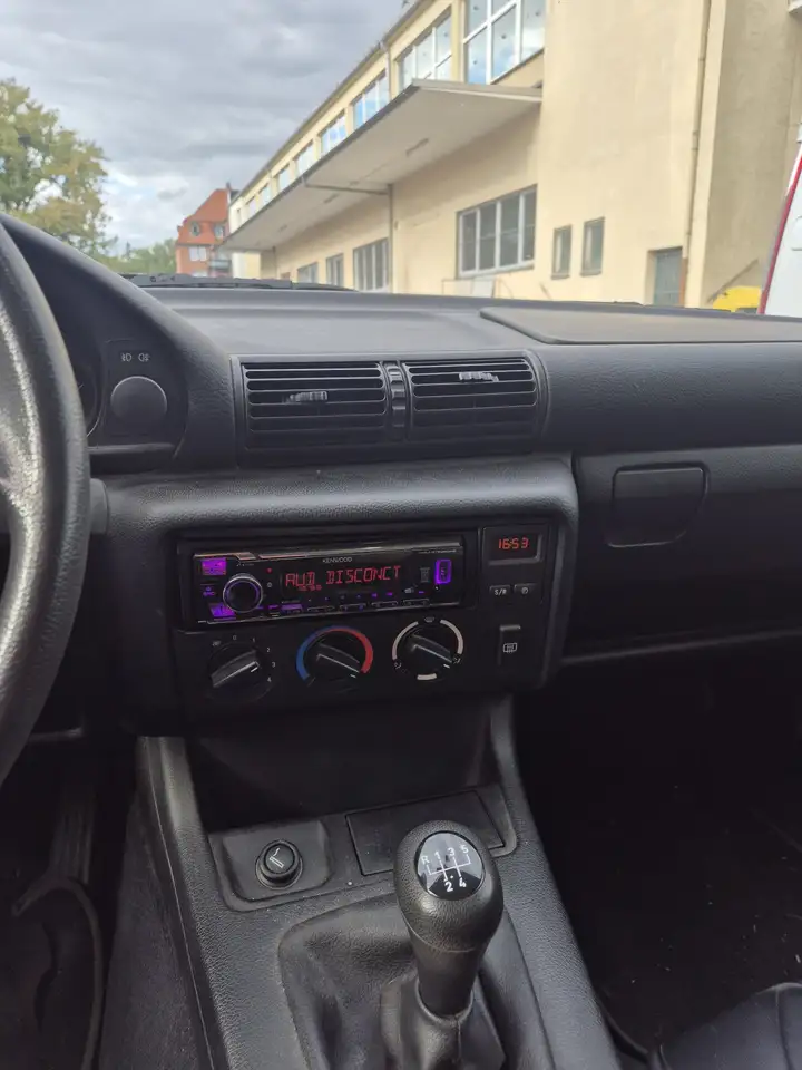 BMW 316i, foto 11