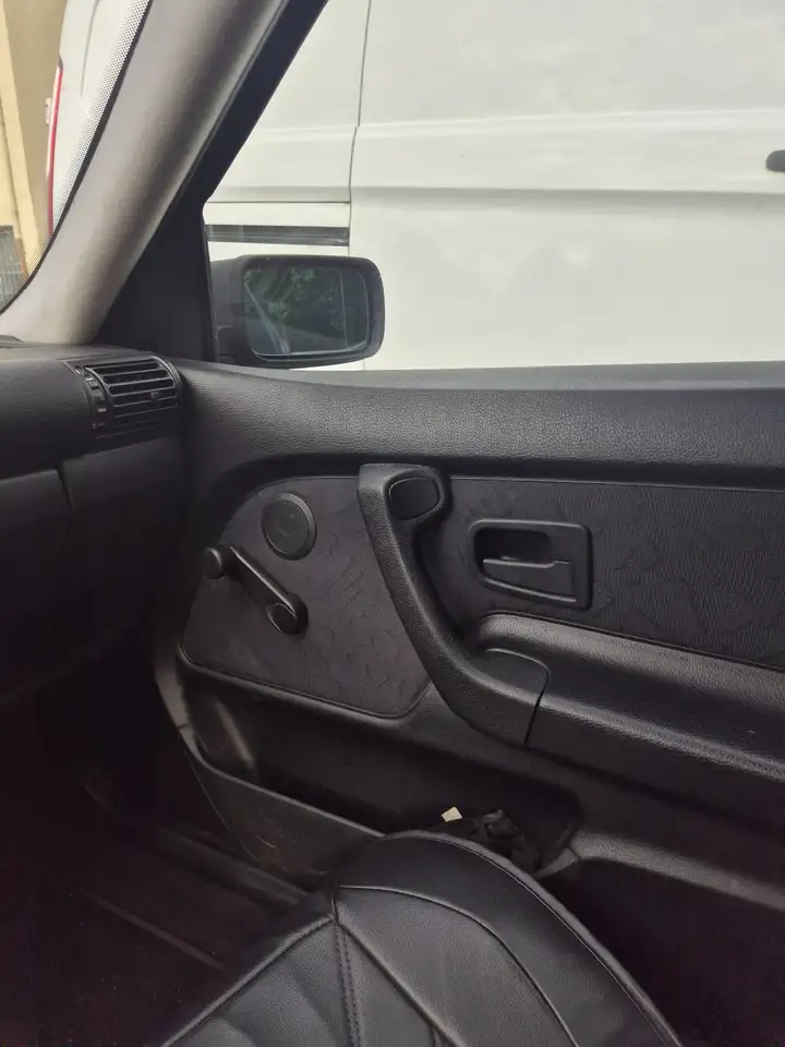 BMW 316i, foto 10