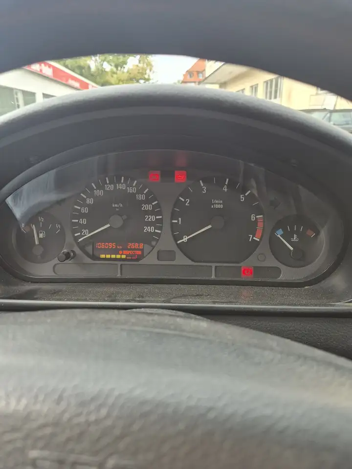 BMW 316i, foto 9