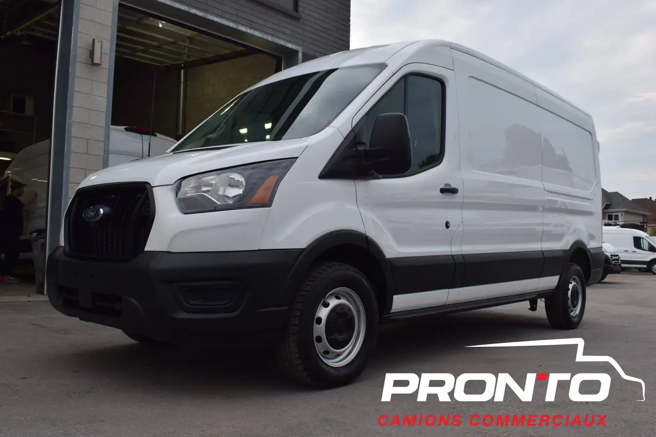 2023 Ford Transit Cargo Van