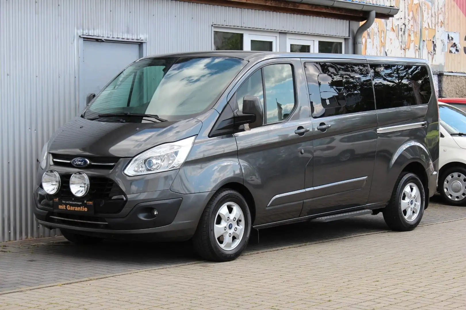 Ford Tourneo Custom L2 Aut Titanium+ACC+Leder+8 Sitze Gris - 1