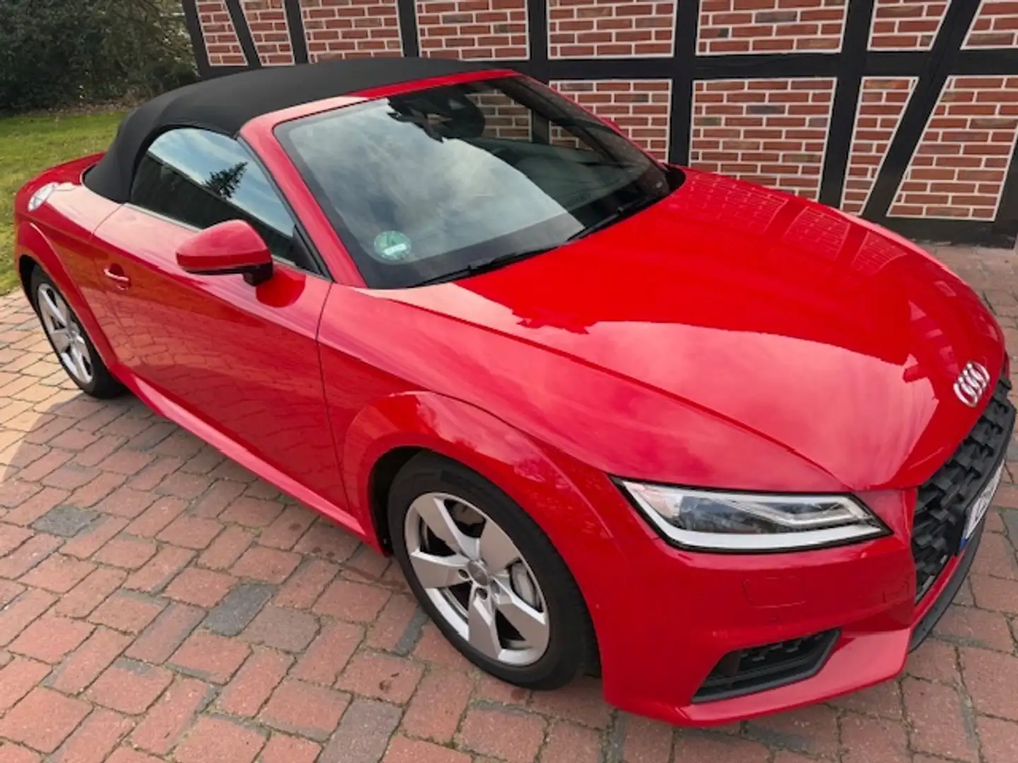 Audi TT TT Roadster 45 TFSI quattro S tronic Rot - 1