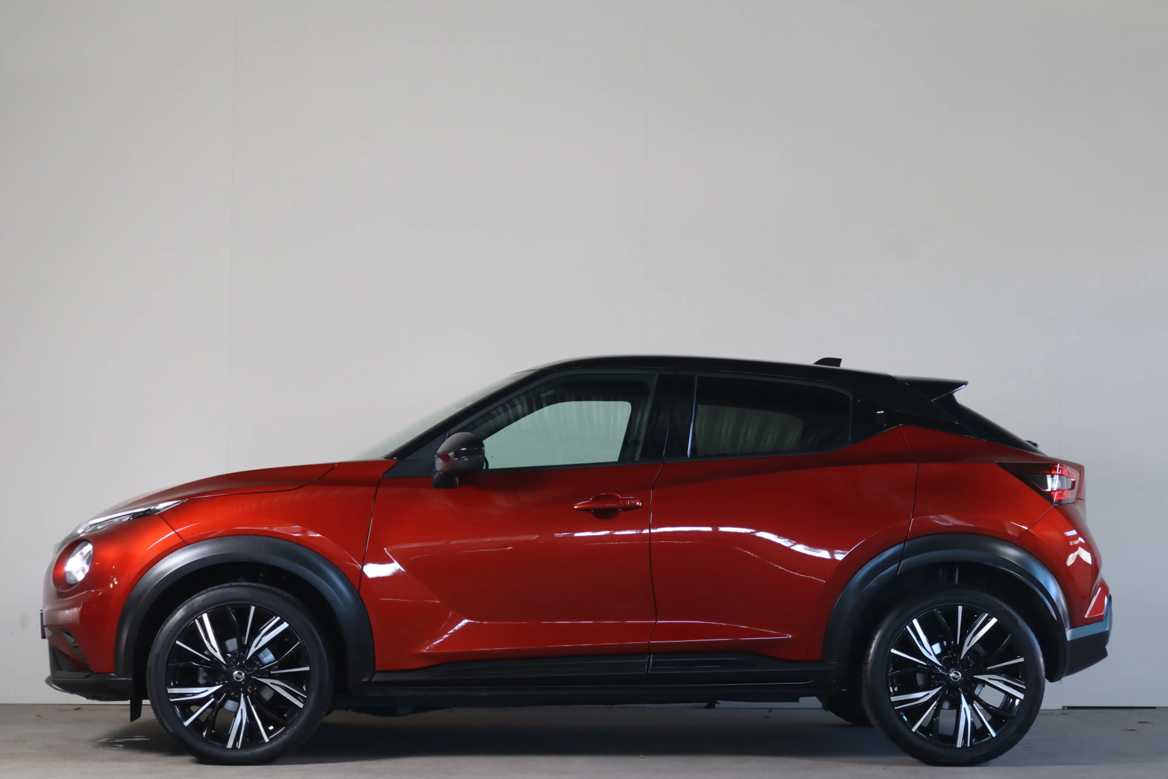 Nissan Juke 1.0 DIG-T N-Design - NL Auto!! Camera I Keyless E+ — photo 11