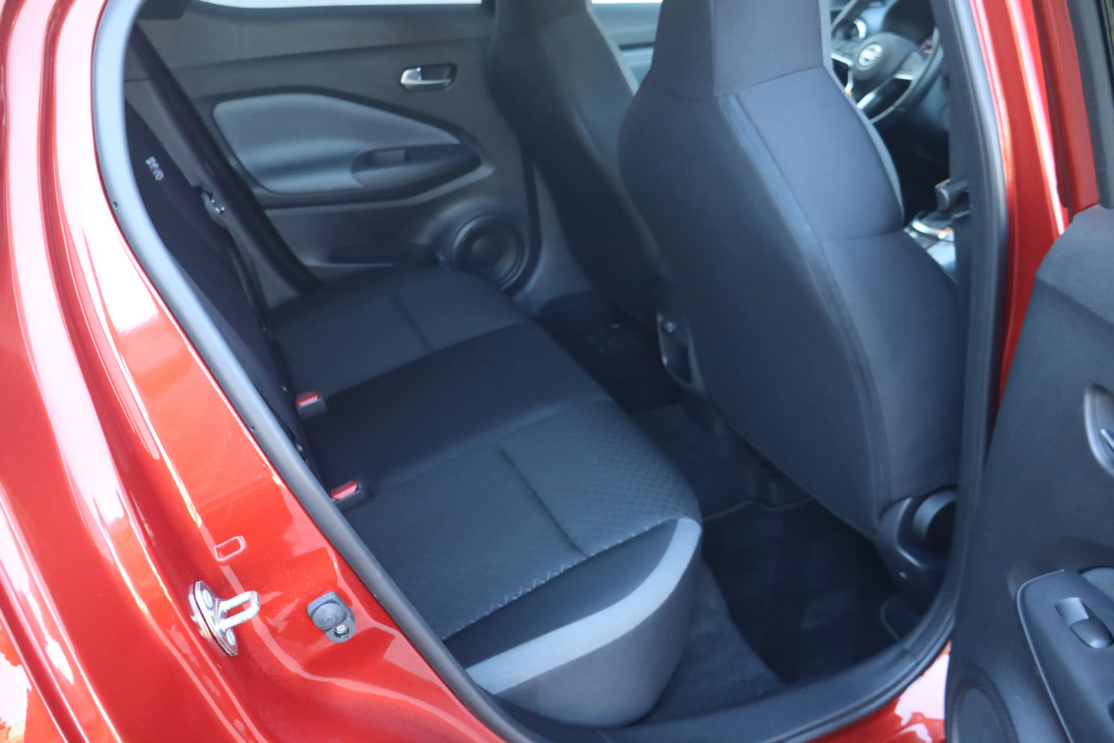 Nissan Juke 1.0 DIG-T N-Design - NL Auto!! Camera I Keyless E+ — photo 26