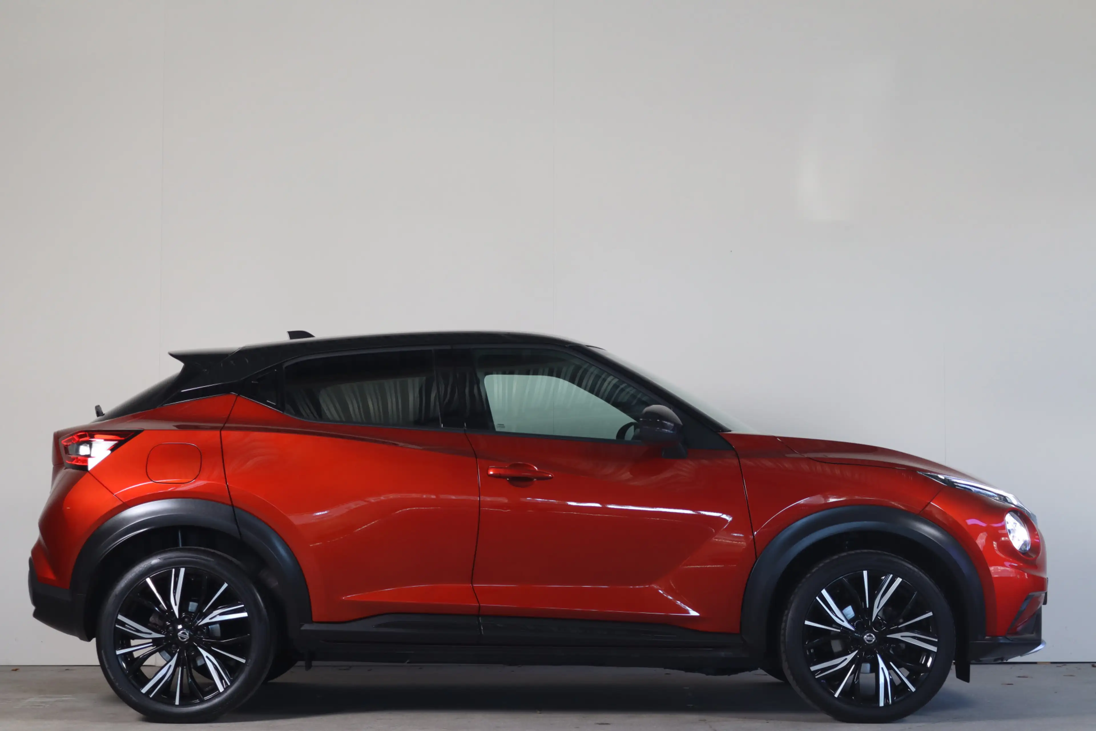 Nissan Juke 1.0 DIG-T N-Design - NL Auto!! Camera I Keyless E+ — photo 10