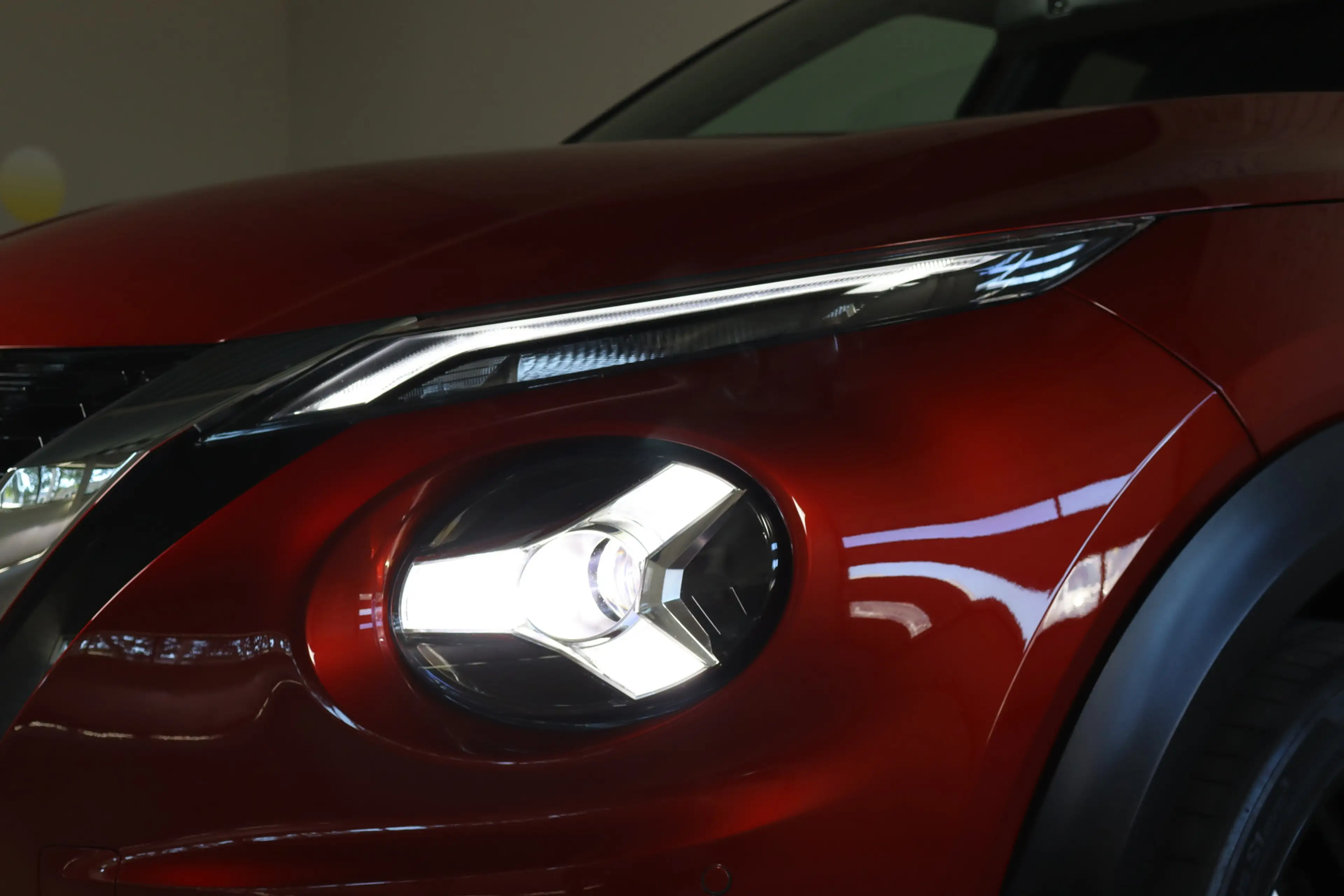 Nissan Juke 1.0 DIG-T N-Design - NL Auto!! Camera I Keyless E+ — photo 14