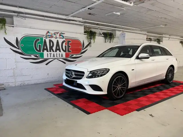 Mercedes-Benz C 300 AMMIRAGLIA - AUTO DI CLASSE - PARI NUOVO