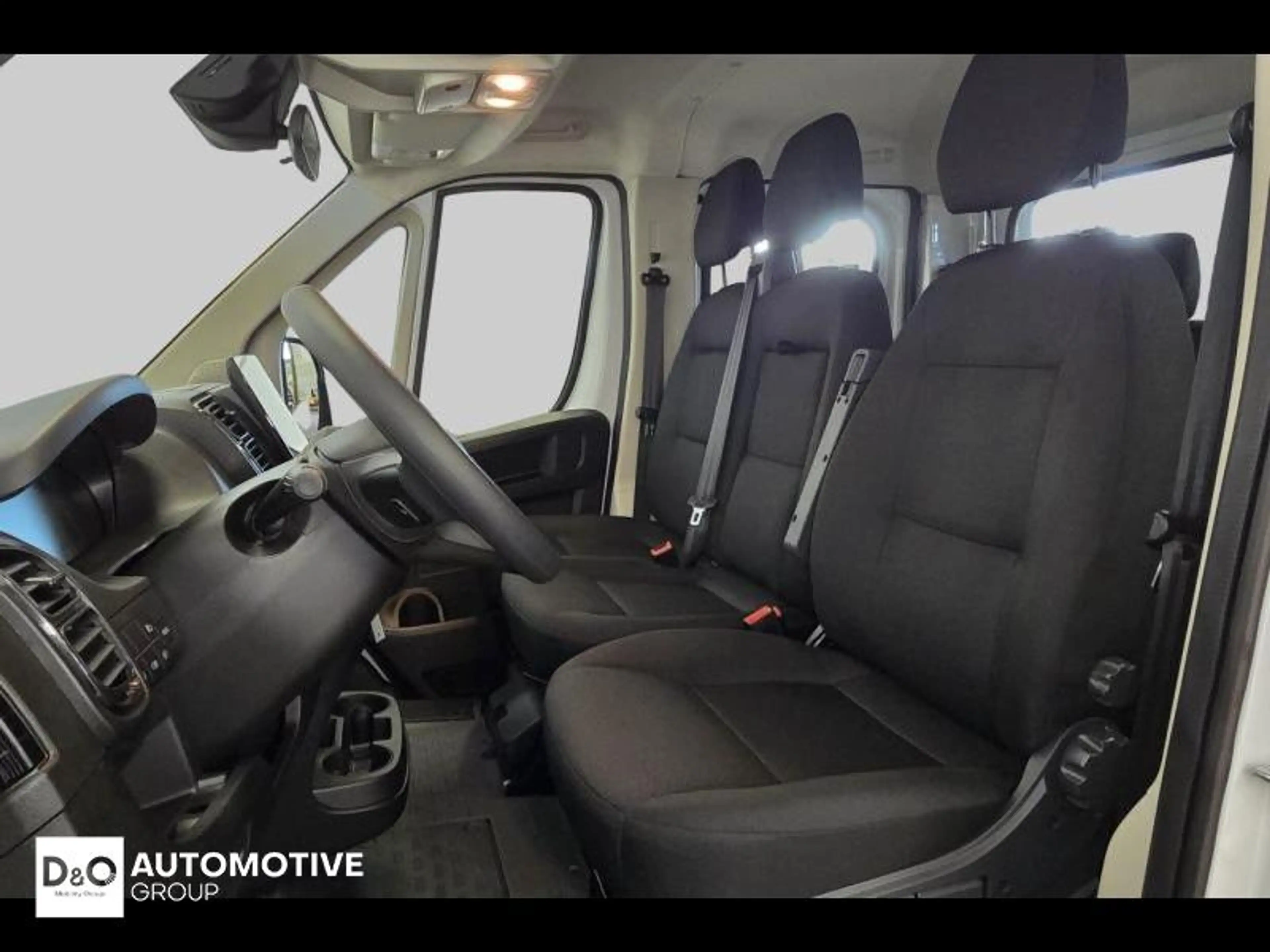 Peugeot Boxer Dubbele cabine open laadbak camera GPS 7 zitpl. — photo 9