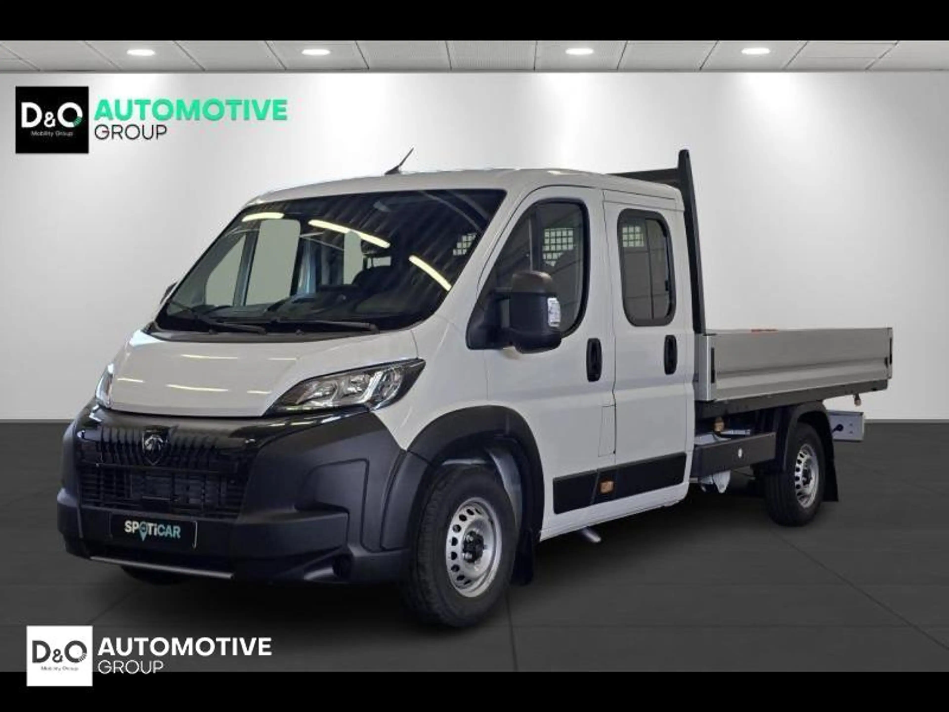 Peugeot Boxer Dubbele cabine open laadbak camera GPS 7 zitpl.
