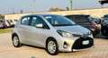 Toyota Yaris 5p 1.0 Active Gris - thumbnail 3