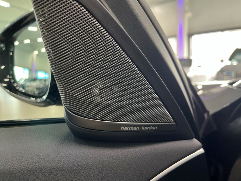 BMW 520 M Sport d Touring Sportpaket Luftfederung AHK-klap — photo 19