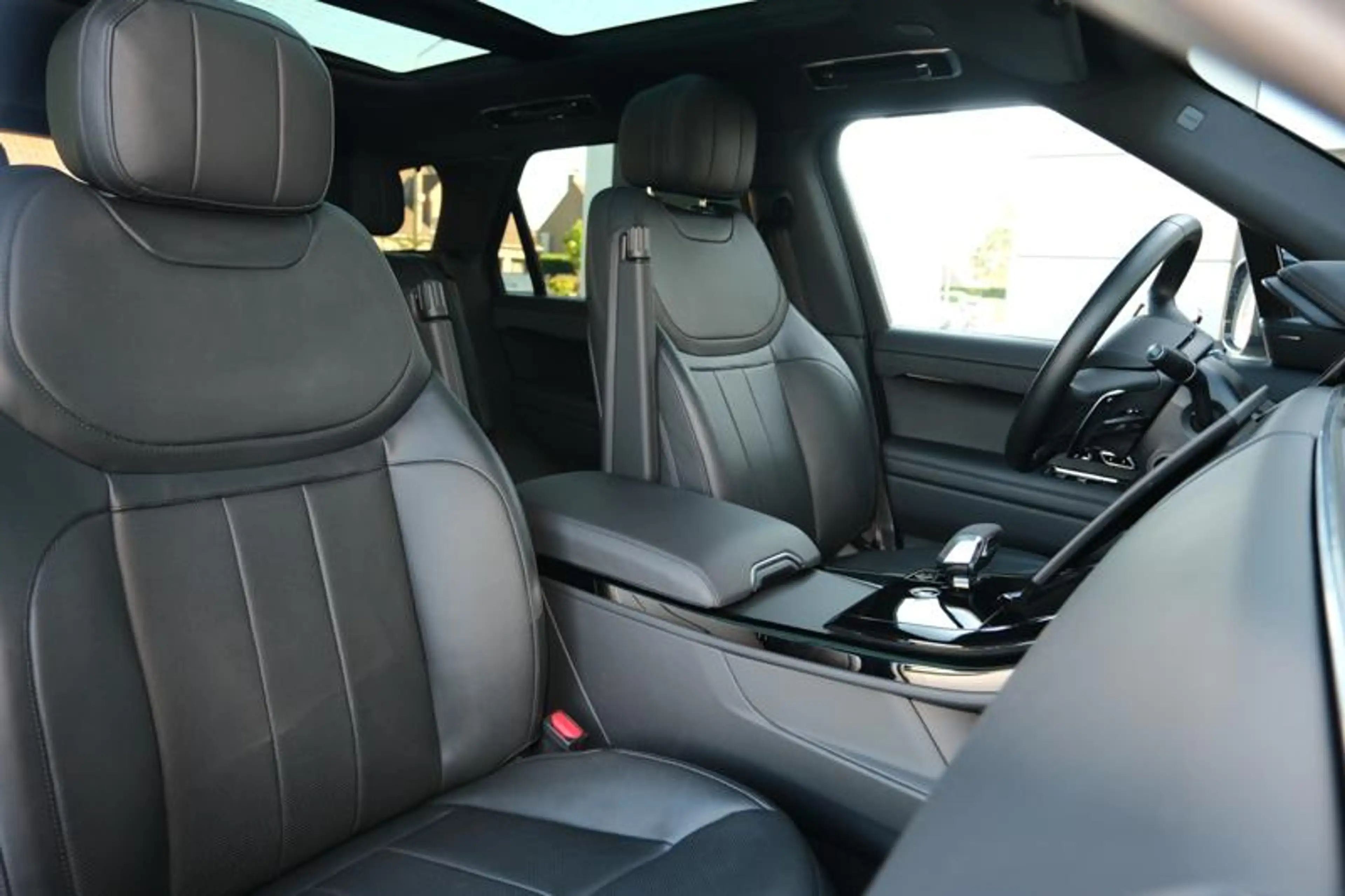 Land Rover Range Rover Sport P460e Dynamic SE | PANO | TOWB | MERIDIAN | 360° — photo 7
