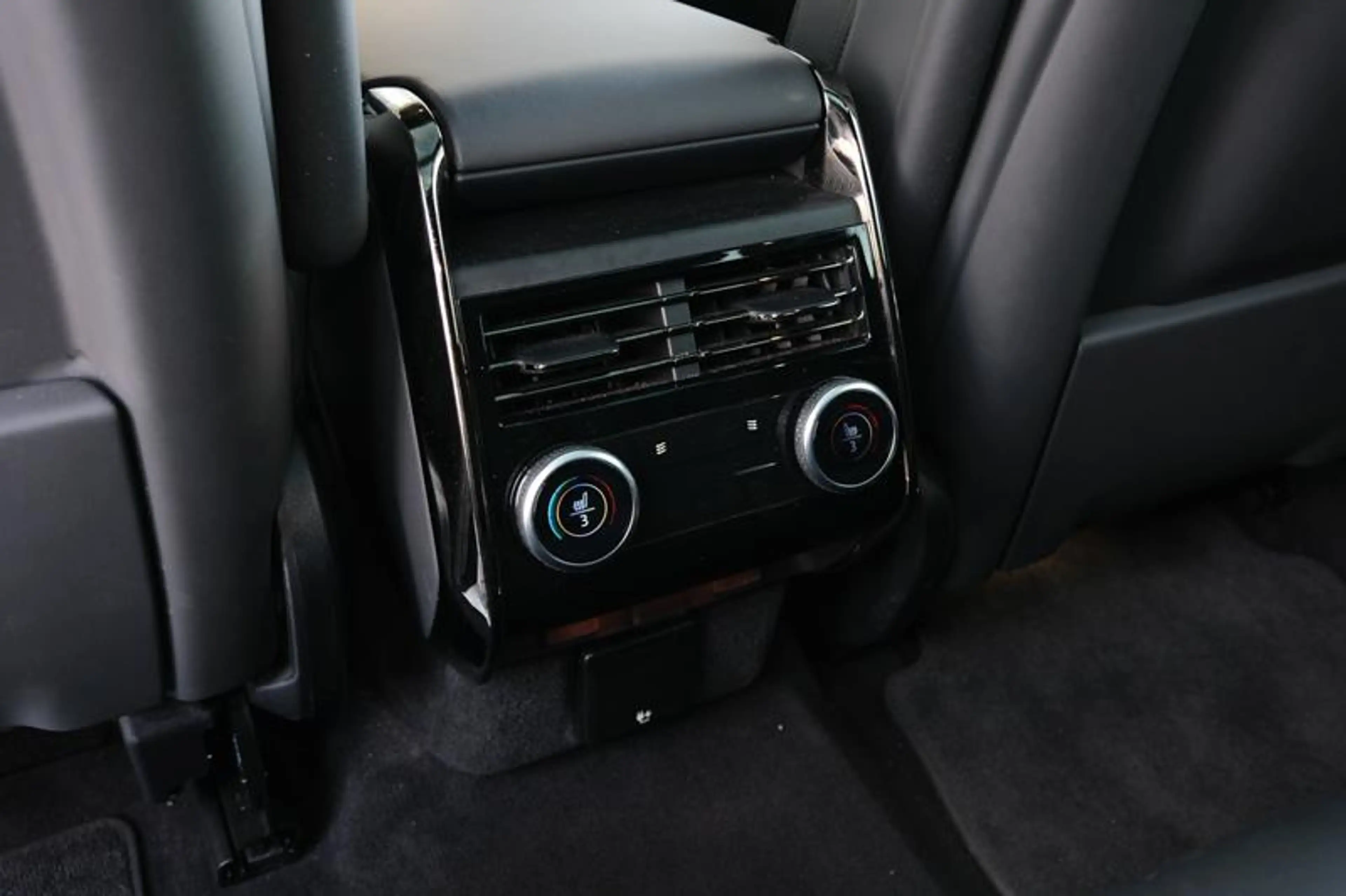 Land Rover Range Rover Sport P460e Dynamic SE | PANO | TOWB | MERIDIAN | 360° — photo 15