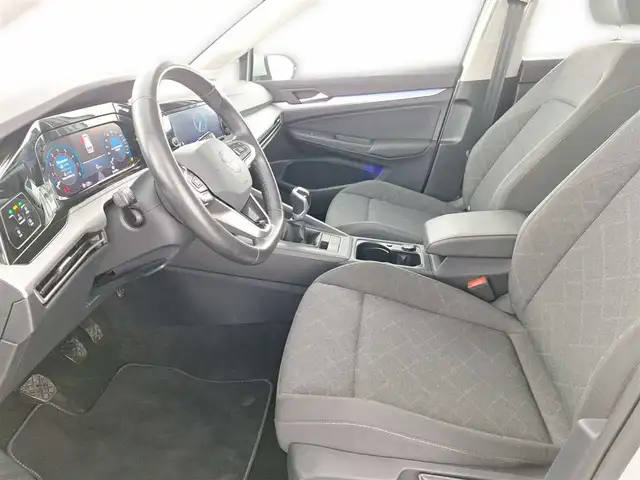 Volkswagen Golf view 8