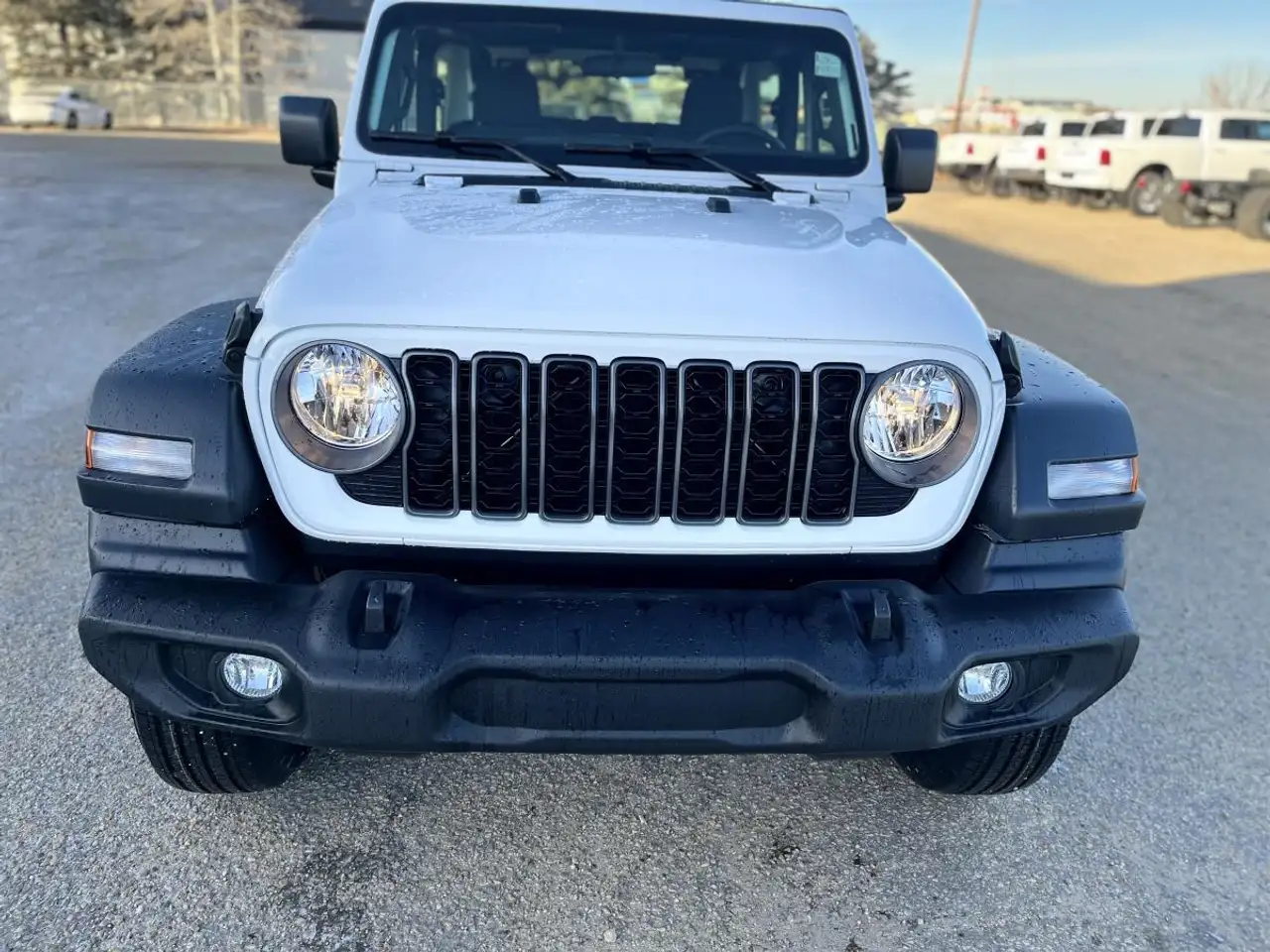 Jeep Wrangler снимка Jeep Wrangler