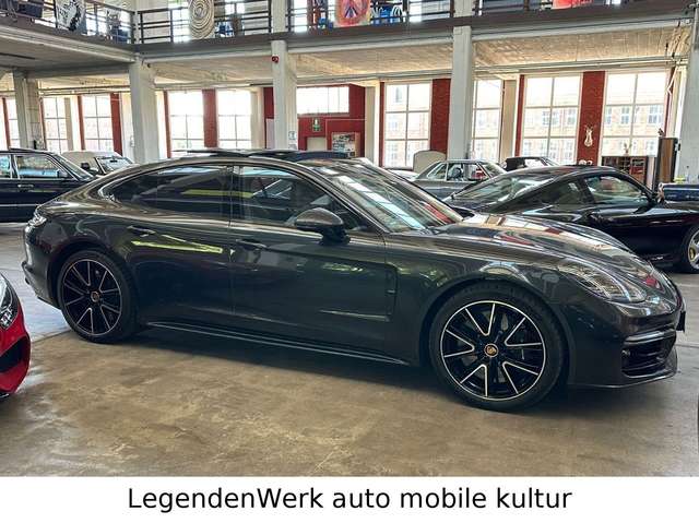 Porsche Panamera Turbo S EXCLUSIV SPORT CHRONO + ABGAS