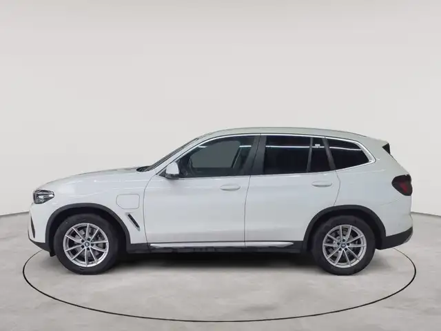 BMW X3 view 6