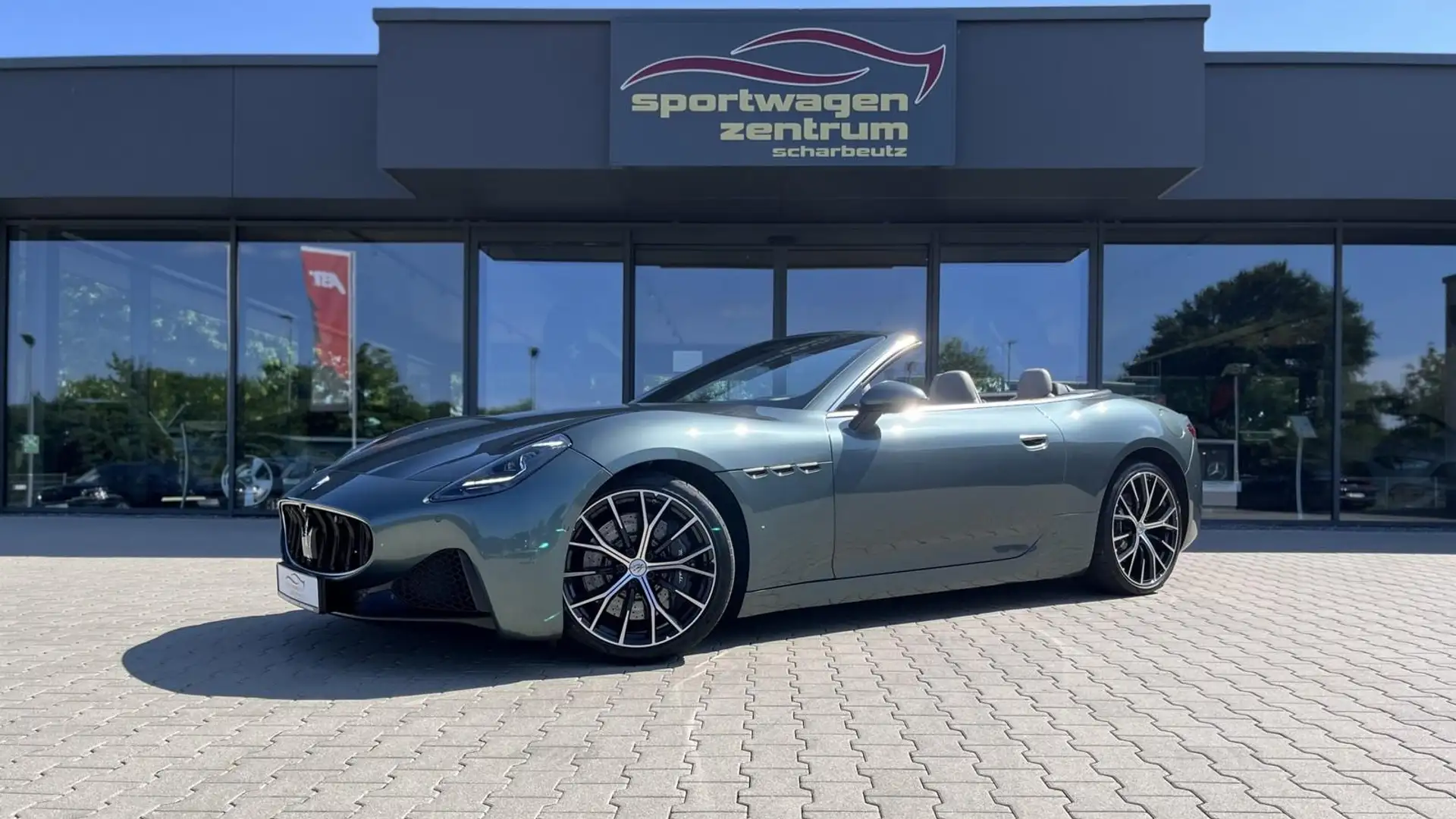 Maserati GranCabrio Modena VERDE GIADA + FUORISERIE Grün - 1