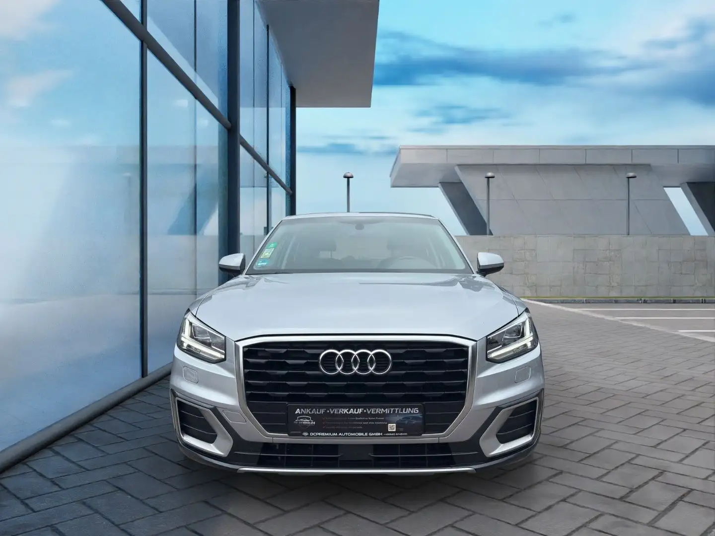 Audi Q2 30 TDI design,S-tronic,LED,Navi,AHK Argento - 2