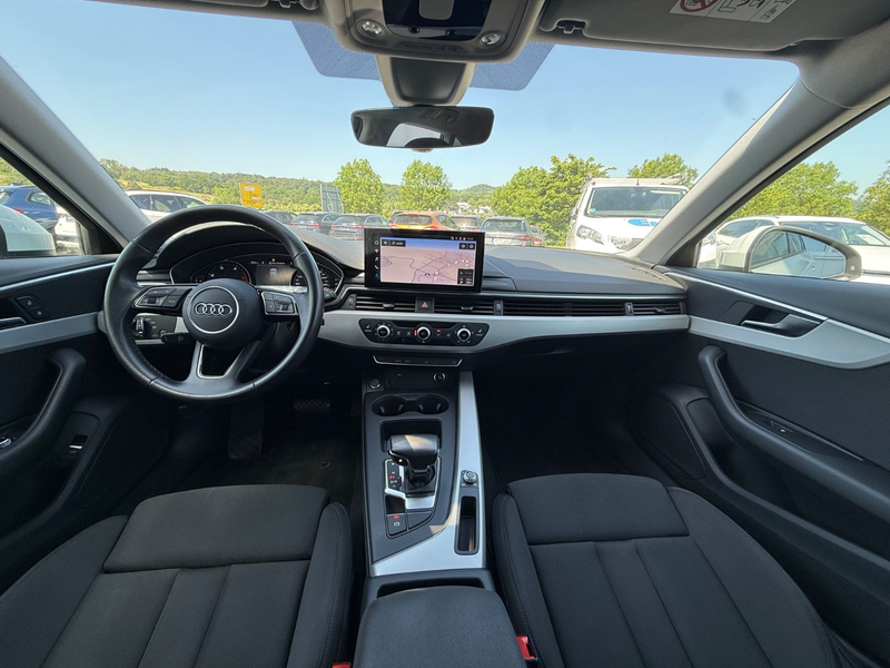 Audi A4 Avant 35 TDI — photo 8