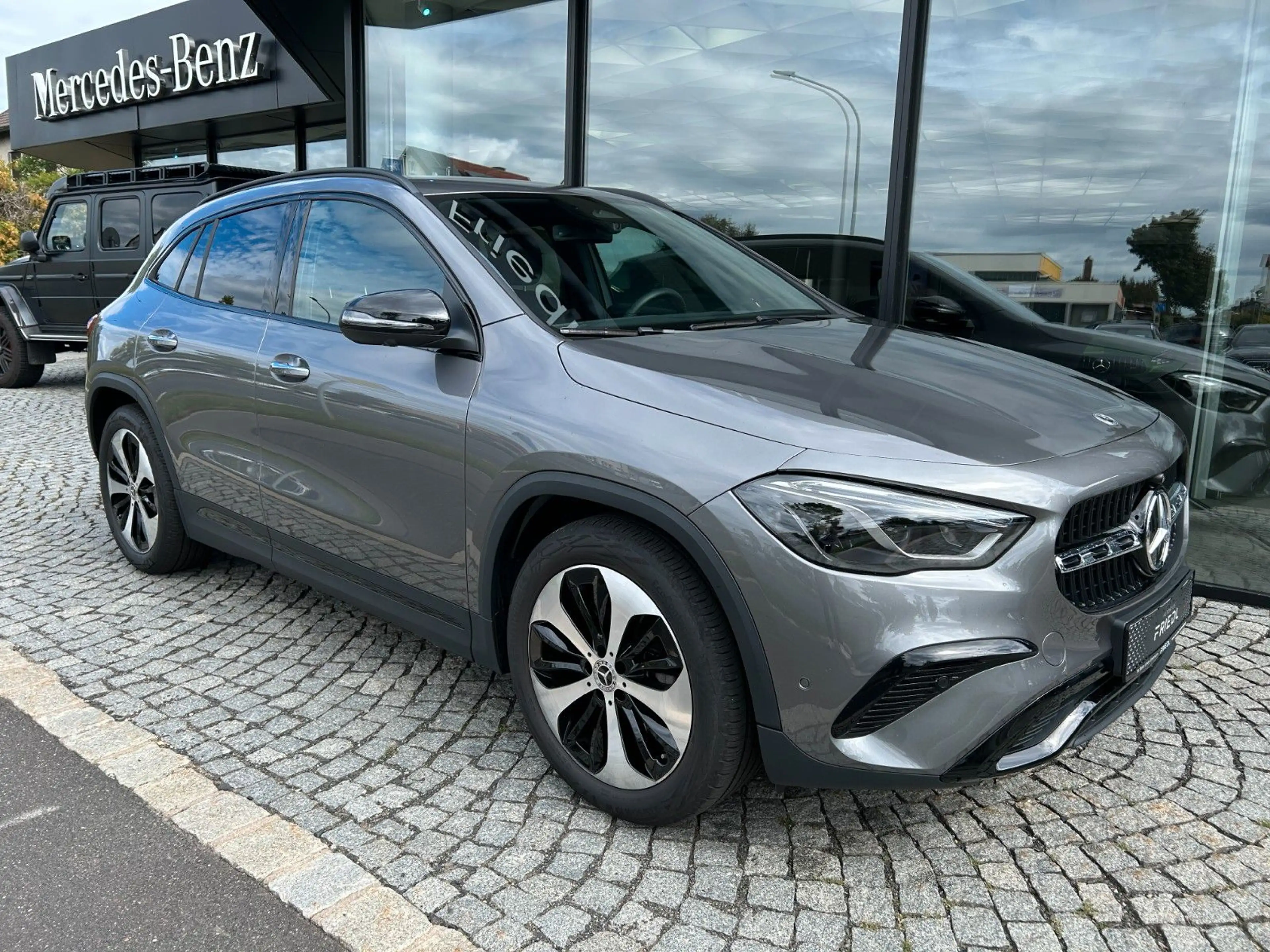 Mercedes-Benz GLA 200 EDITION Night, Multibeam, Memory, Keyles — photo 4