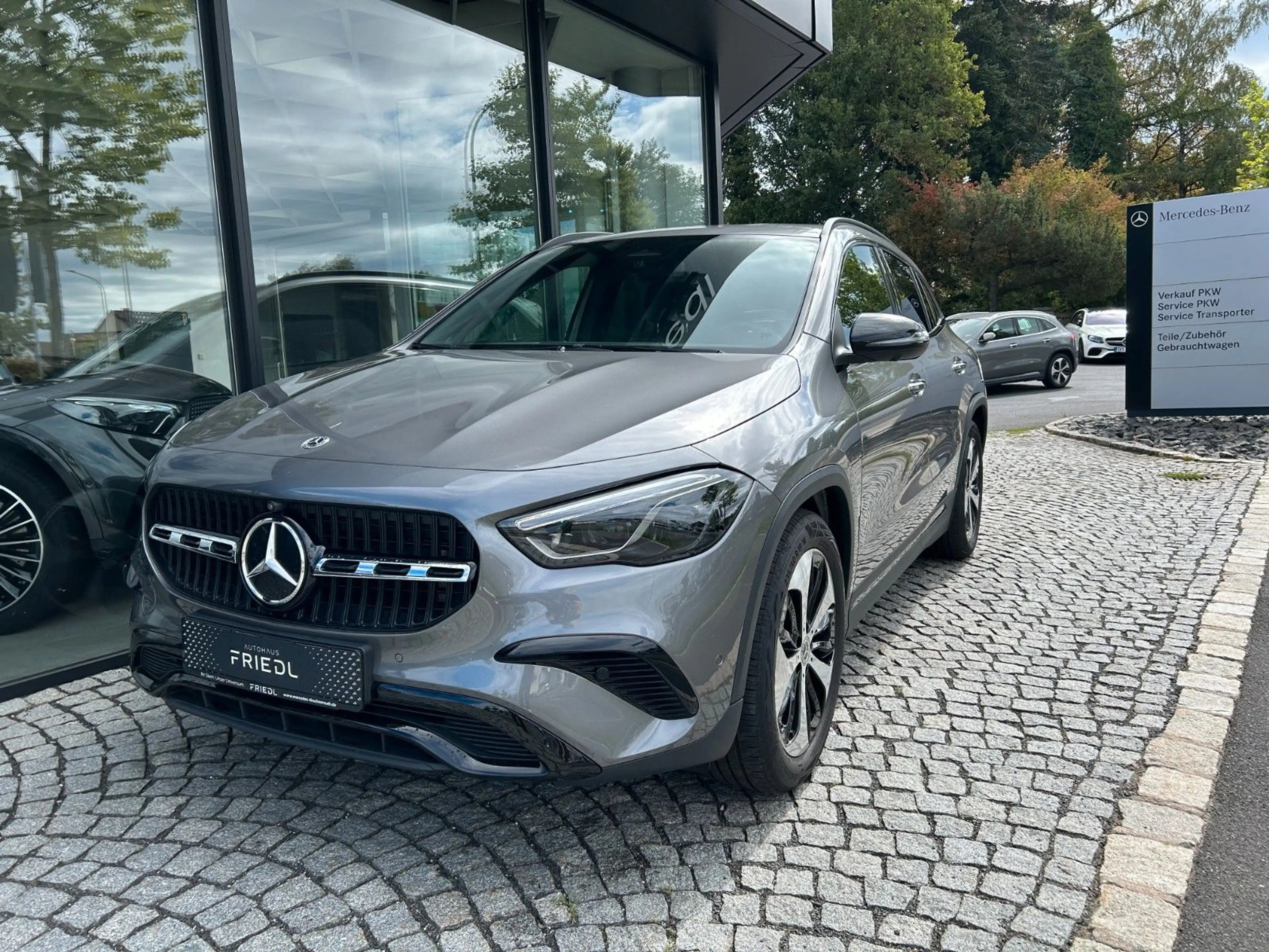 Mercedes-Benz GLA 200 EDITION Night, Multibeam, Memory, Keyles — photo 3
