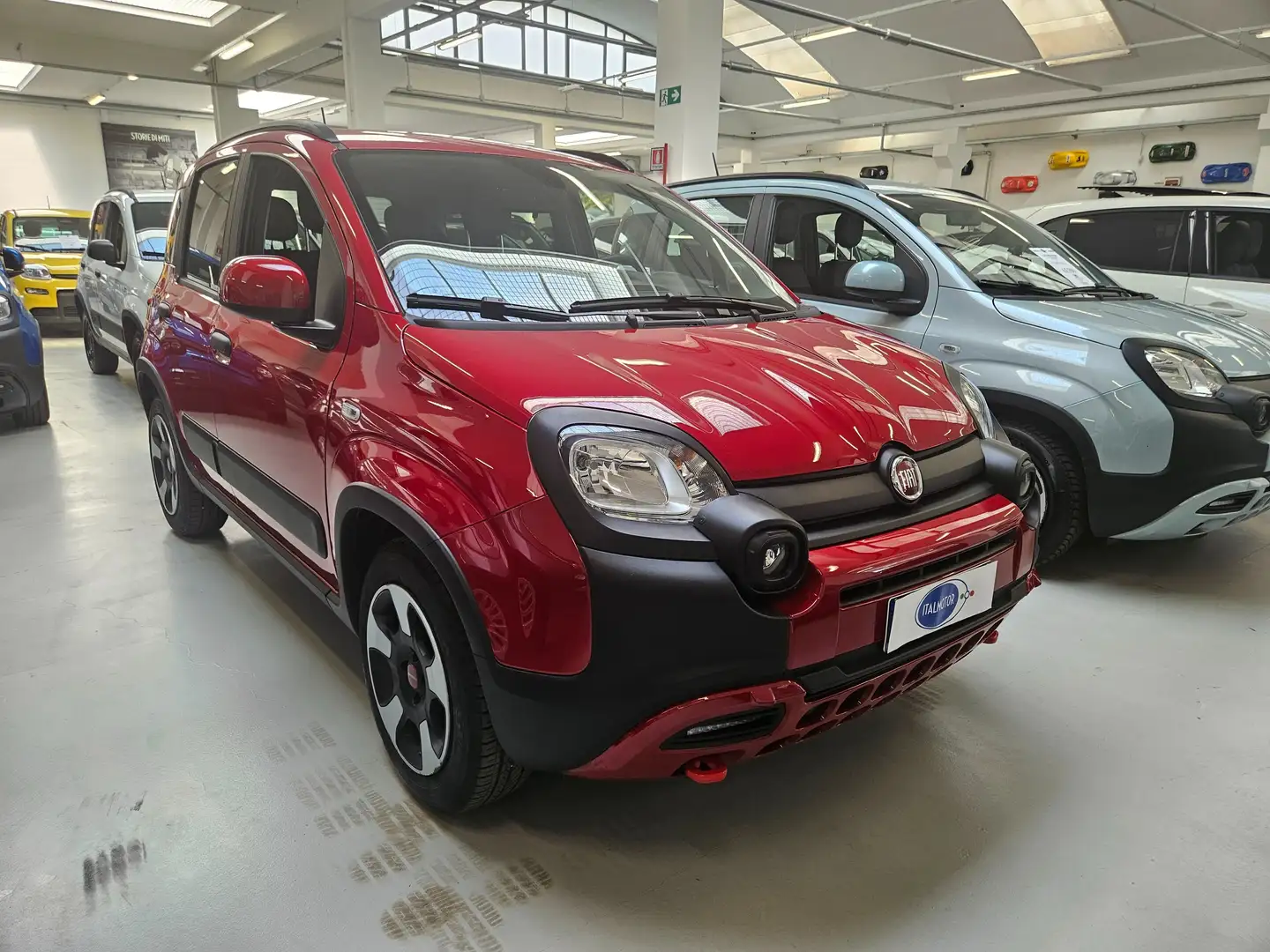 Fiat New Panda Panda Cross 1.0 hybrid s&s 70cv 5posti Roşu - 1