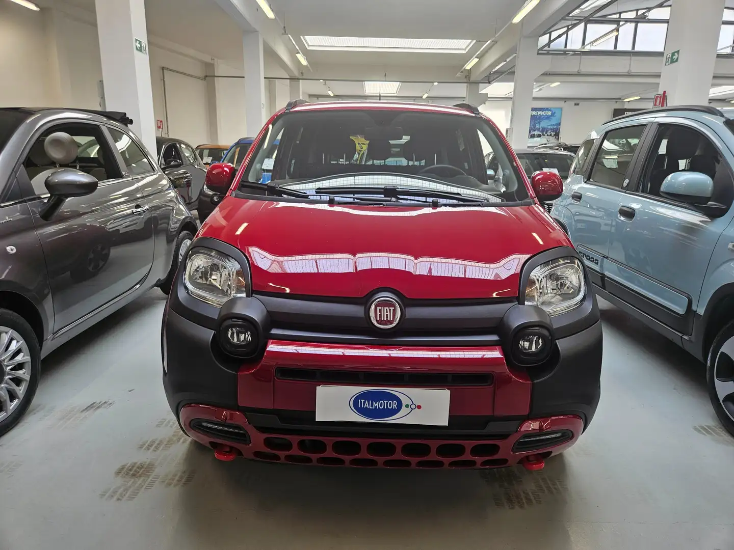 Fiat New Panda Panda Cross 1.0 hybrid s&s 70cv 5posti Roşu - 2