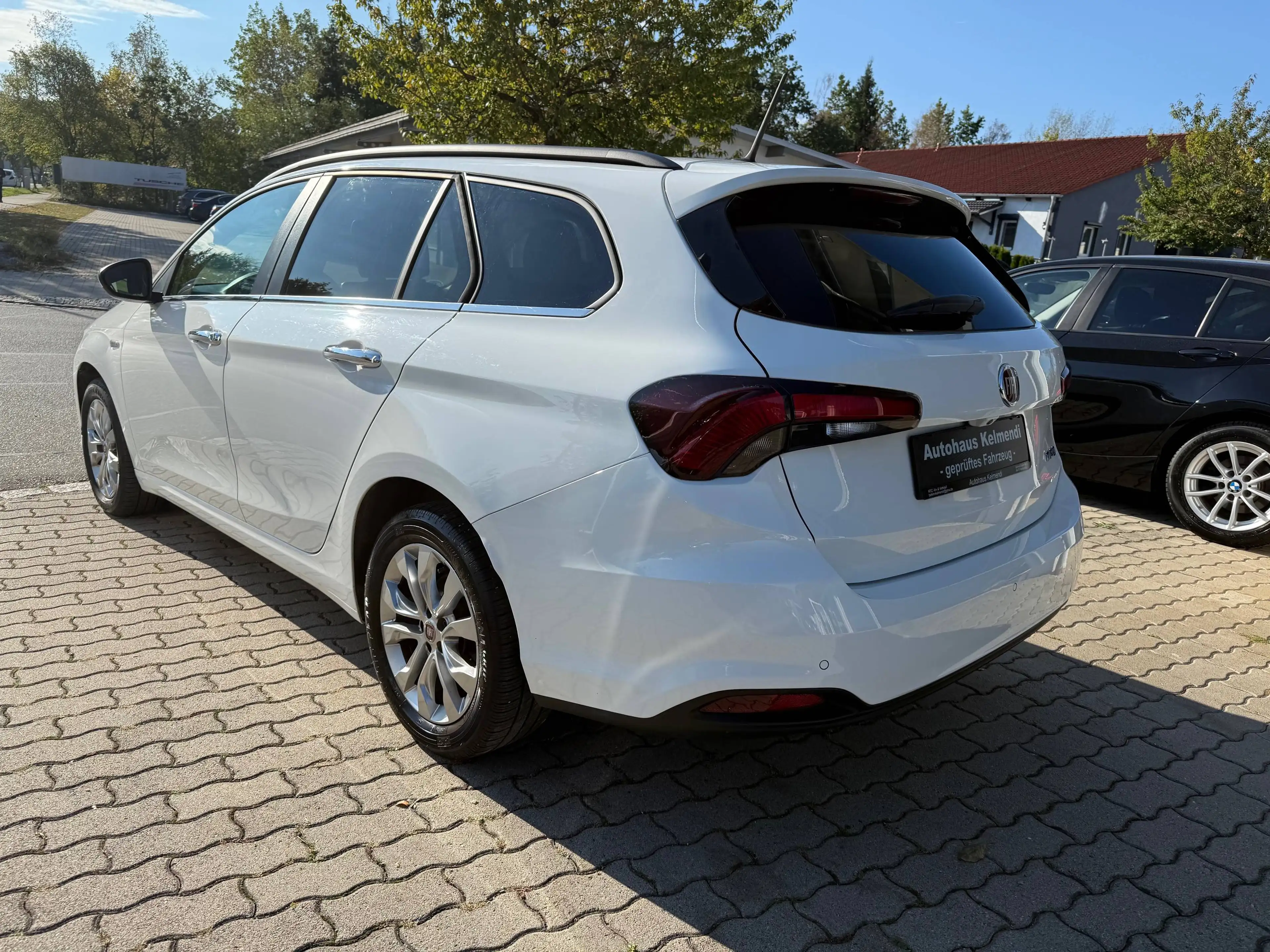 Fiat Tipo Lounge - 1. Hand - TÜV Neu - — photo 8