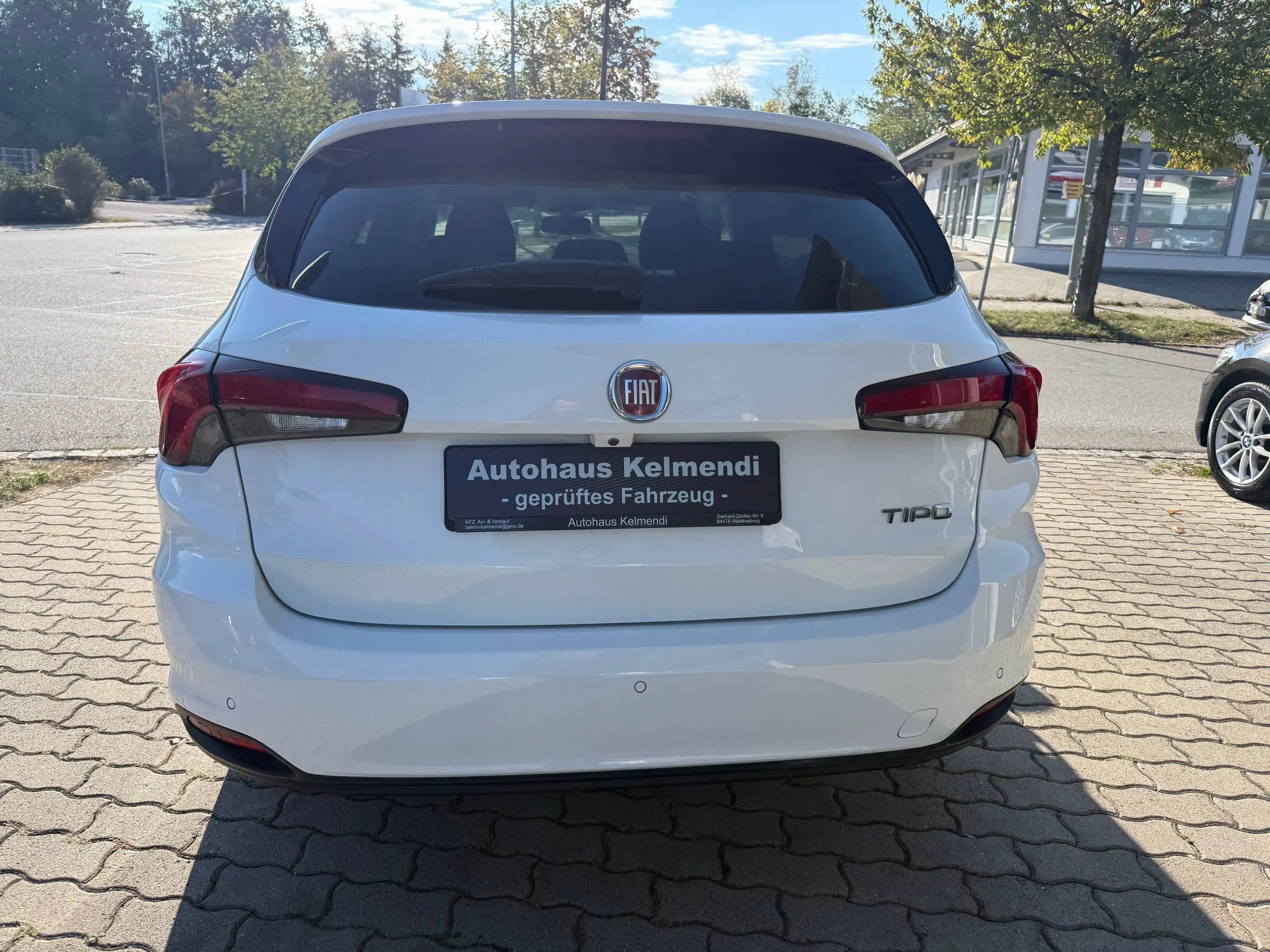 Fiat Tipo Lounge - 1. Hand - TÜV Neu - — photo 7