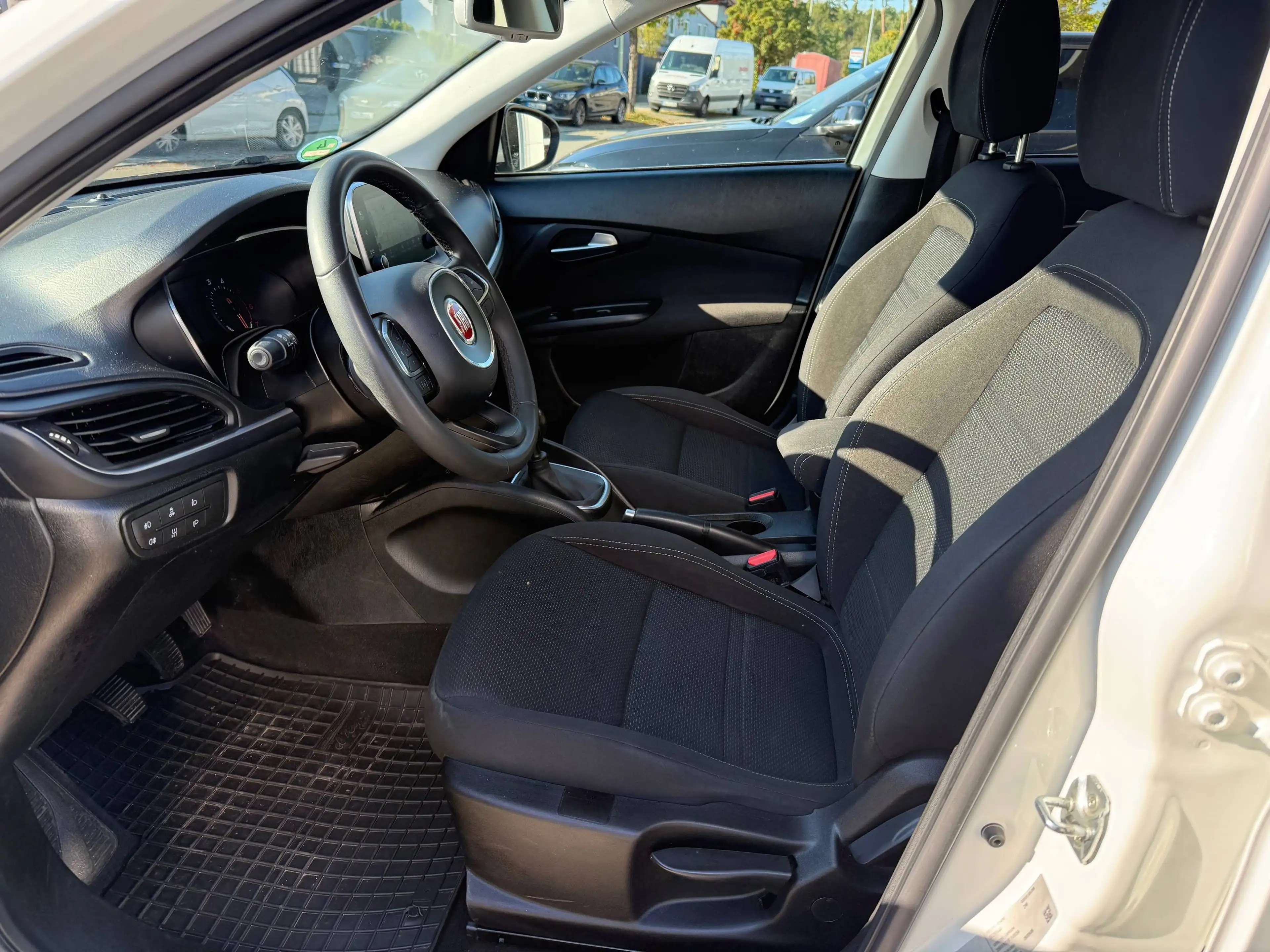 Fiat Tipo Lounge - 1. Hand - TÜV Neu - — photo 9