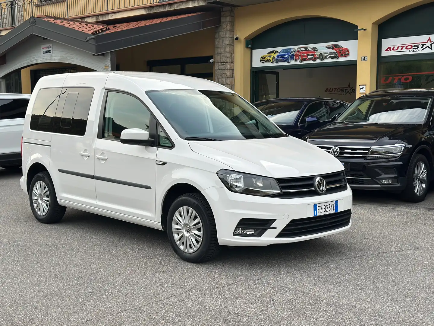 Volkswagen Caddy 2.0 TDI 102 CV Live N1 5 Posti Blanco - 1