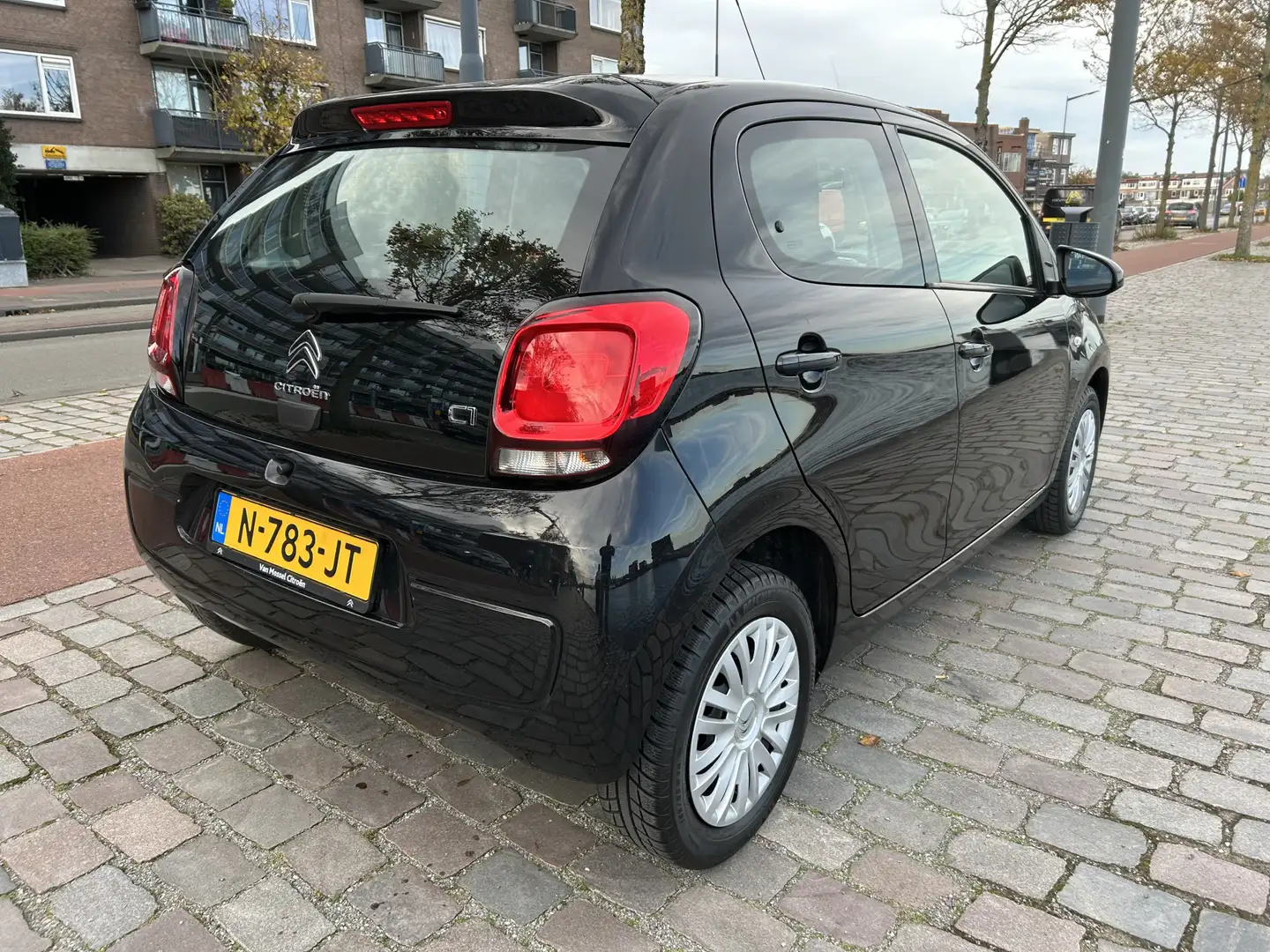 Citroen C1 1.0 VTi Feel 5 deurs airco niewe apk Noir - 2