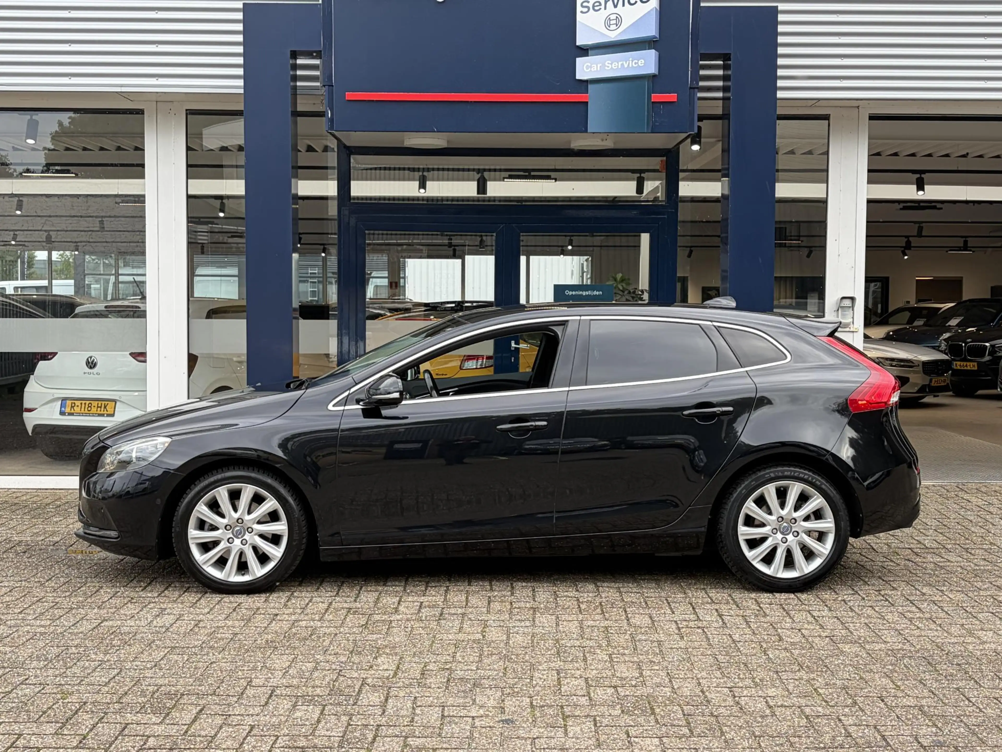 Volvo V40 1.6 T4 Summum / NL-Auto / Vol-Leder / Panodak / Ad — photo 3