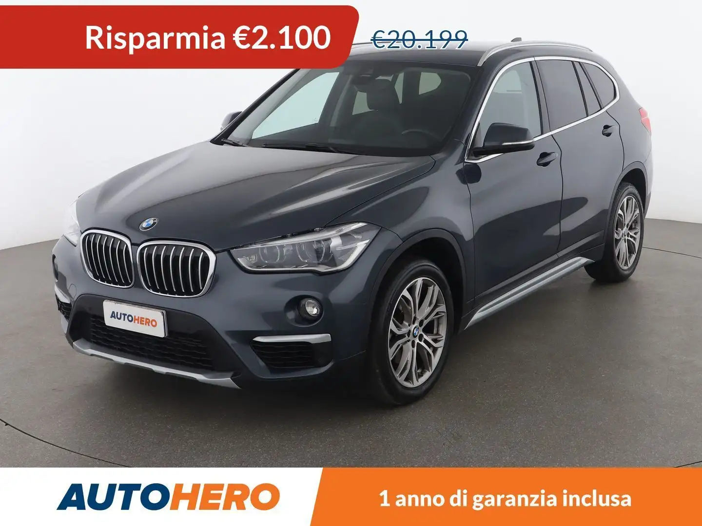 BMW X1 sDrive 18i xLine Bleu - 1