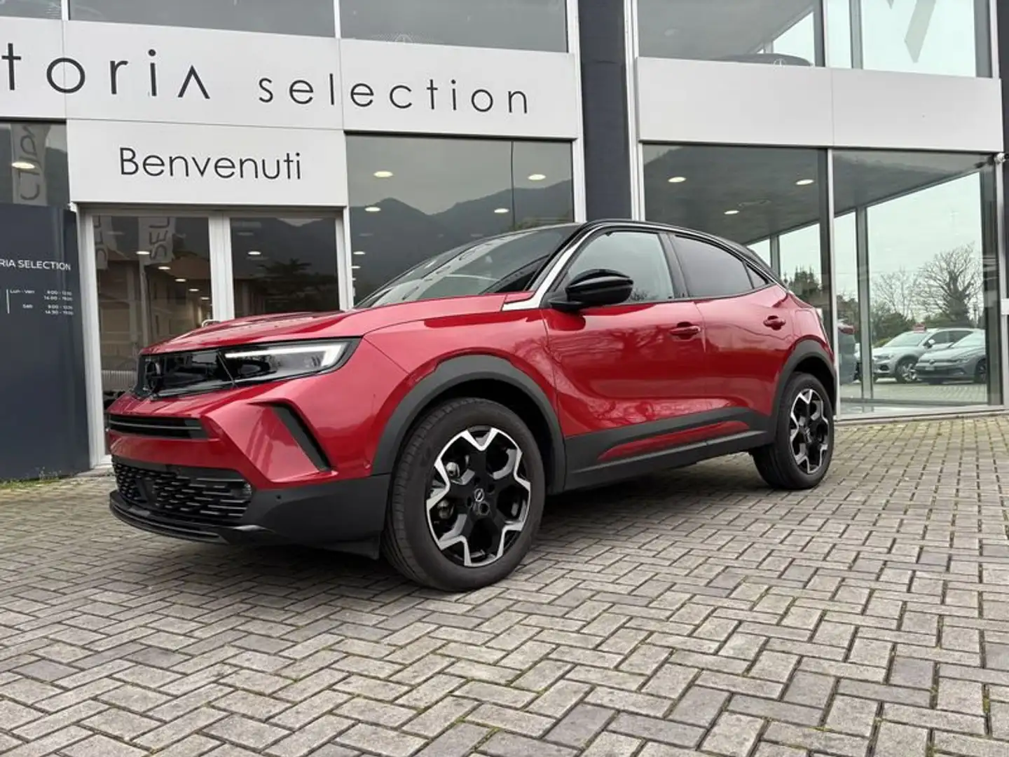 Opel Mokka 1.2 TURBO 136 CV C.MANUALE ULTIMATE CARPLAY RETRO Rosso - 2
