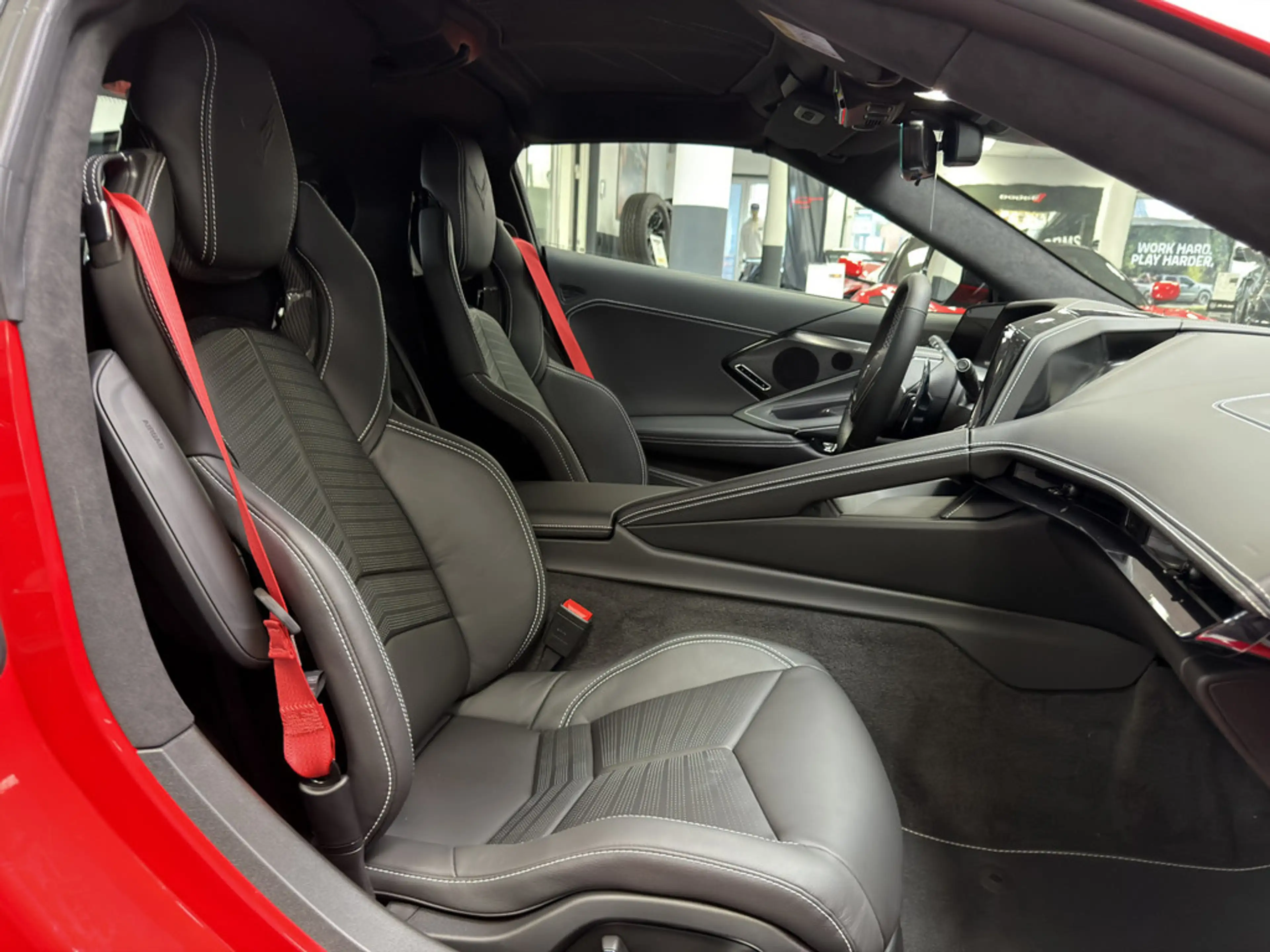 Corvette C8 Cabrio 3LT MY26 NAP Exclusive — photo 28