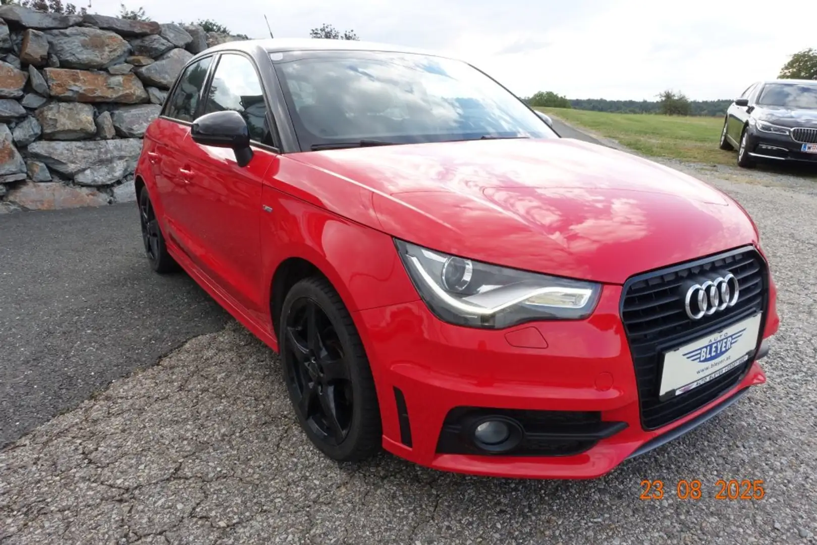 Audi A1 Sportback 1,2 TFSI Admired Rot - 2