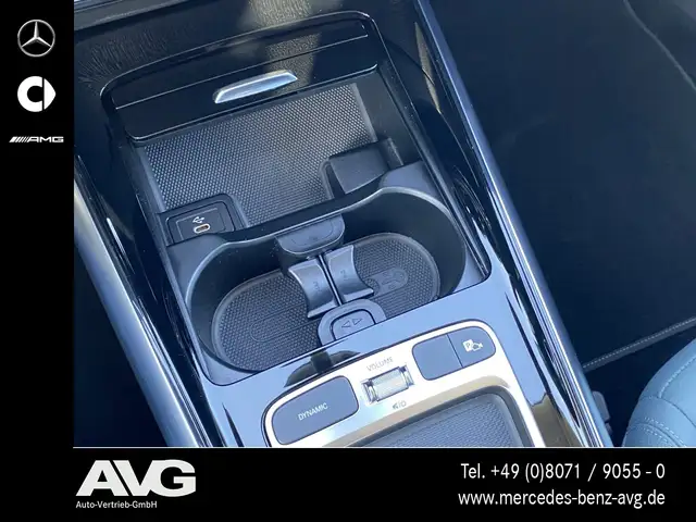 Mercedes-Benz GLA view 12