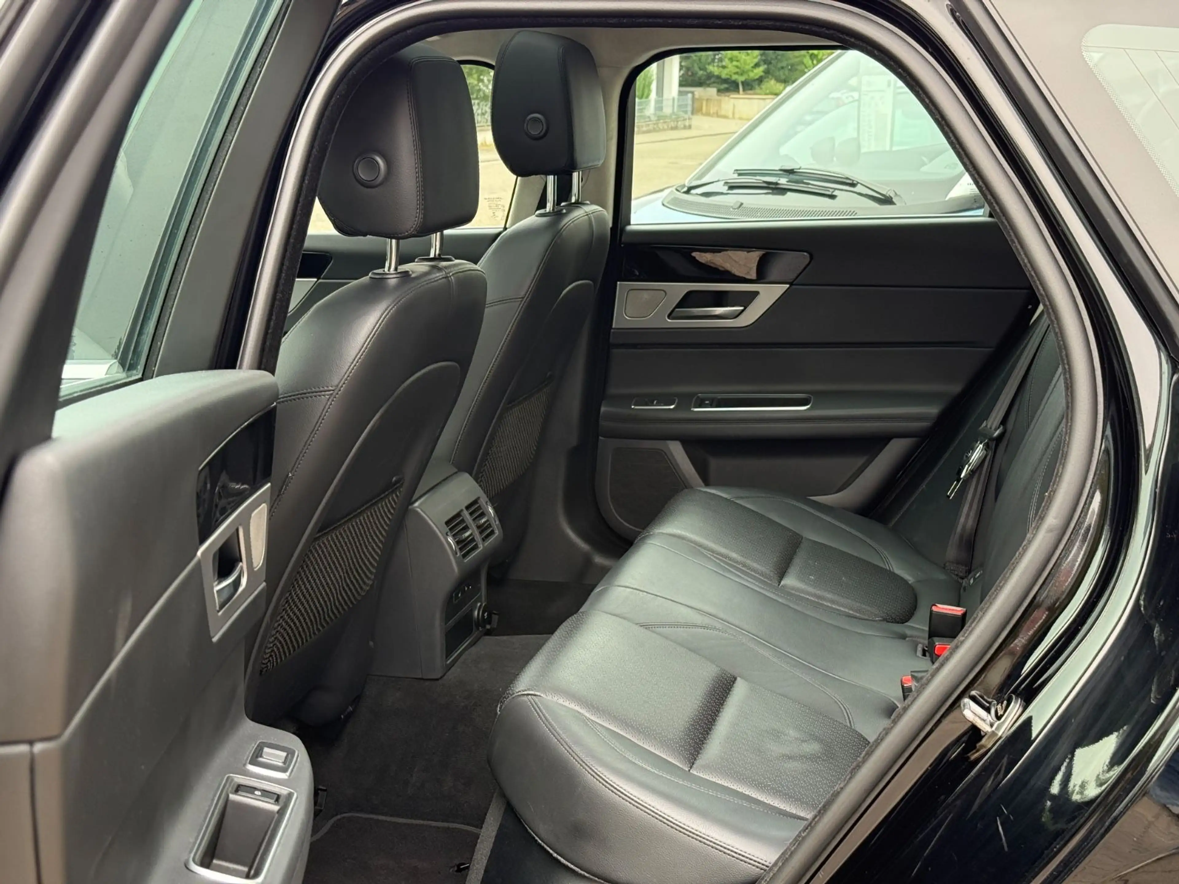 Jaguar XF Sportbrake Prestige *Leder *PDC *Carplay — photo 13